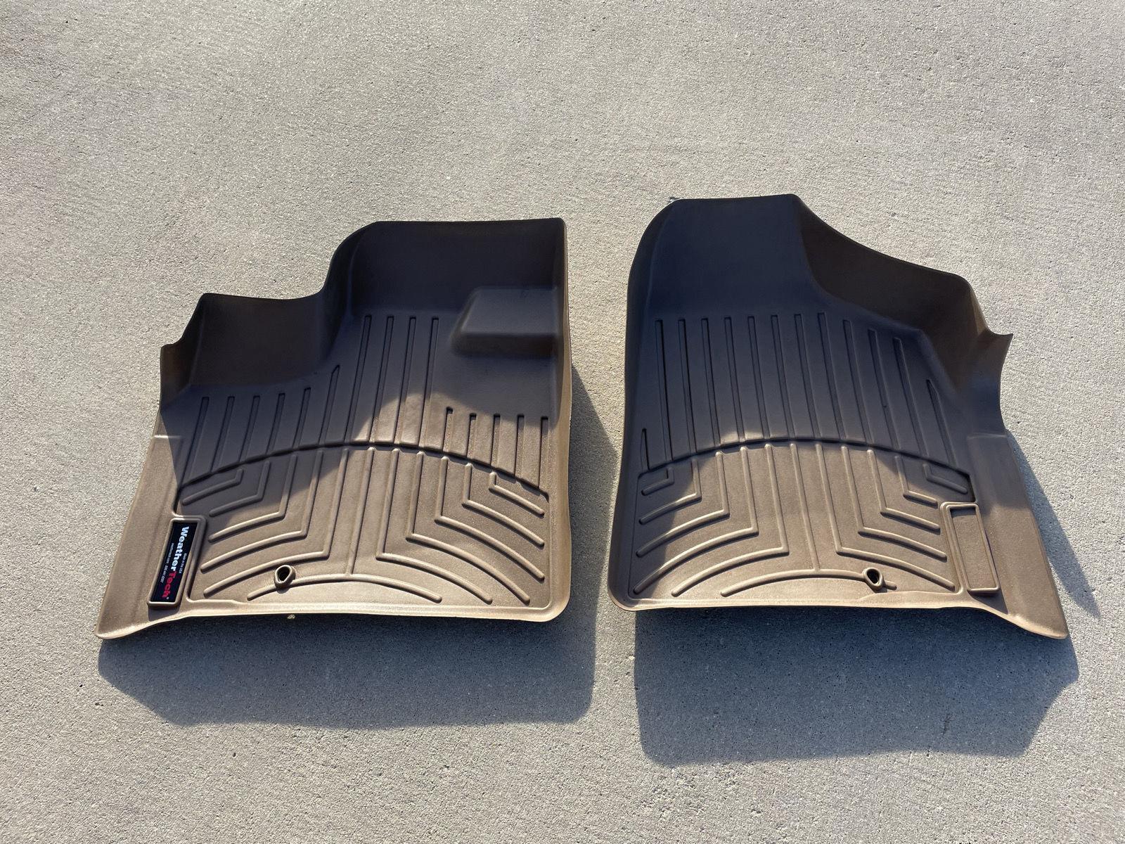 Used 2013 Chrysler Town and Country for sale in Lincoln NE