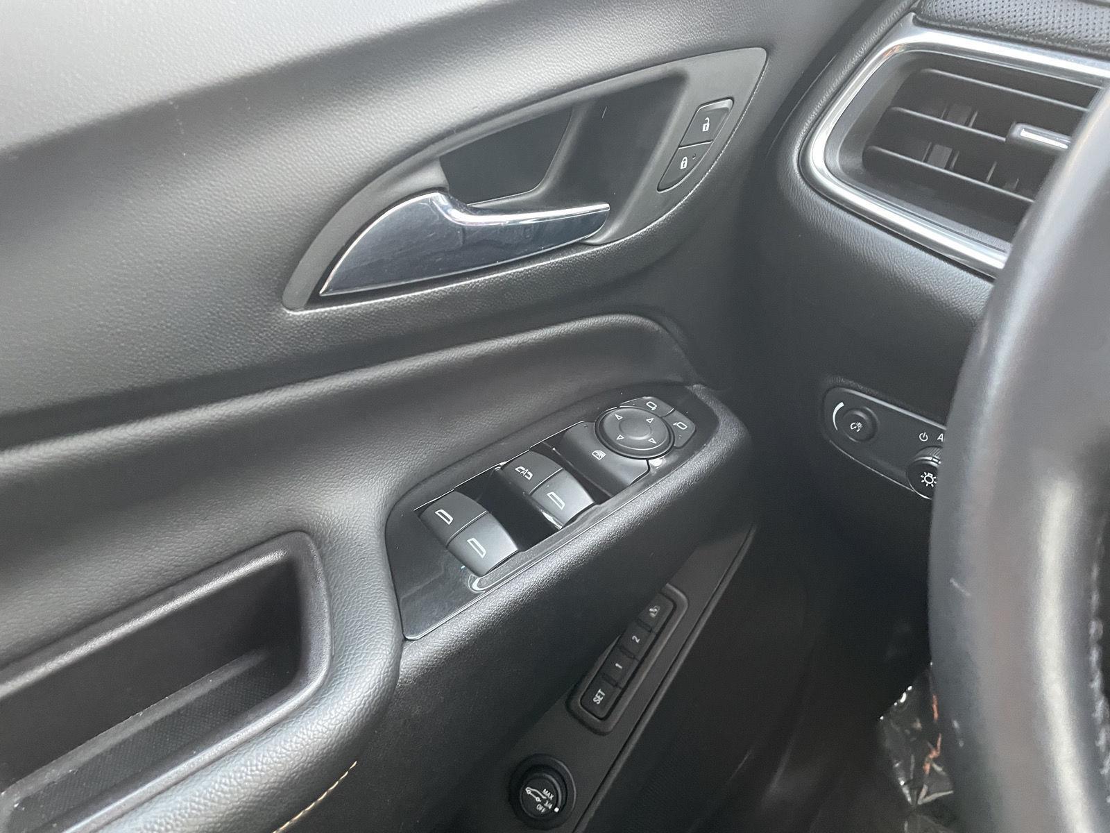 Used 2022 Chevrolet Equinox for sale in Lincoln NE