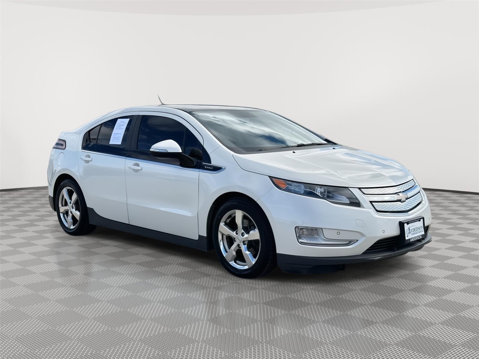 Used 2012 Chevrolet Volt Premium w/ Navigation Hatchback for sale in Lincoln NE