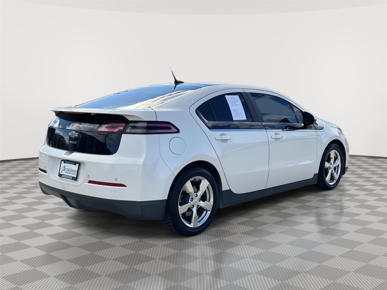 Used 2012 Chevrolet Volt Premium w/ Navigation Hatchback for sale in Lincoln NE