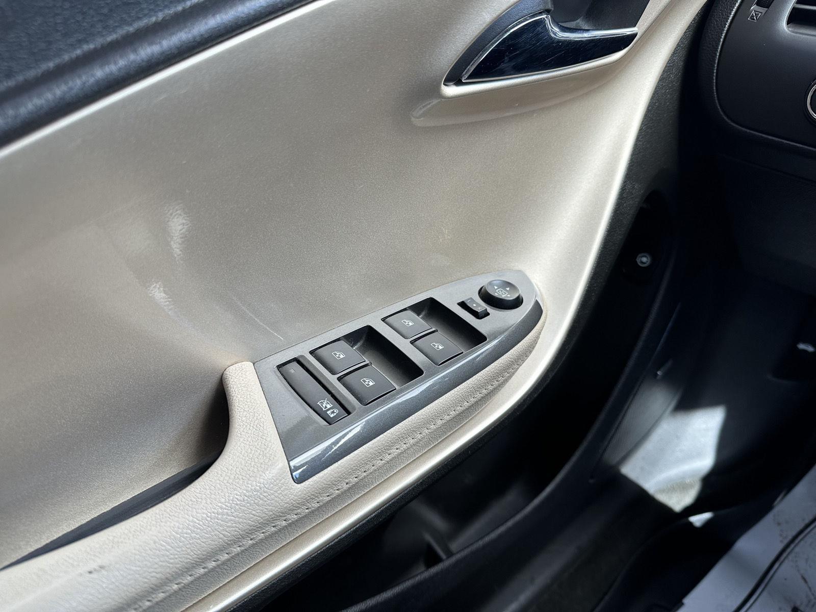 Used 2012 Chevrolet Volt Premium w/ Navigation Hatchback for sale in Lincoln NE