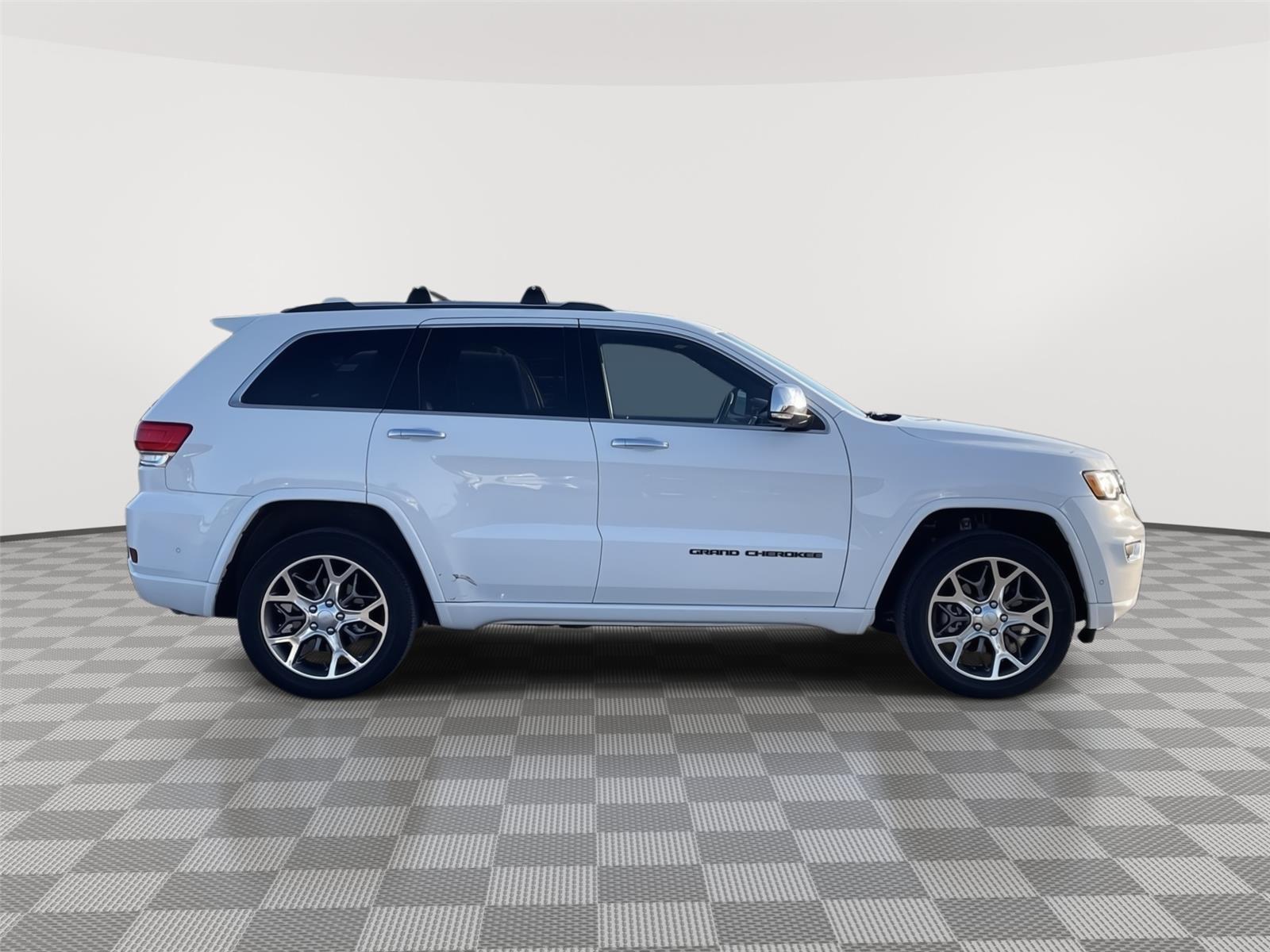 Used 2021 Jeep Grand Cherokee for sale in Lincoln NE