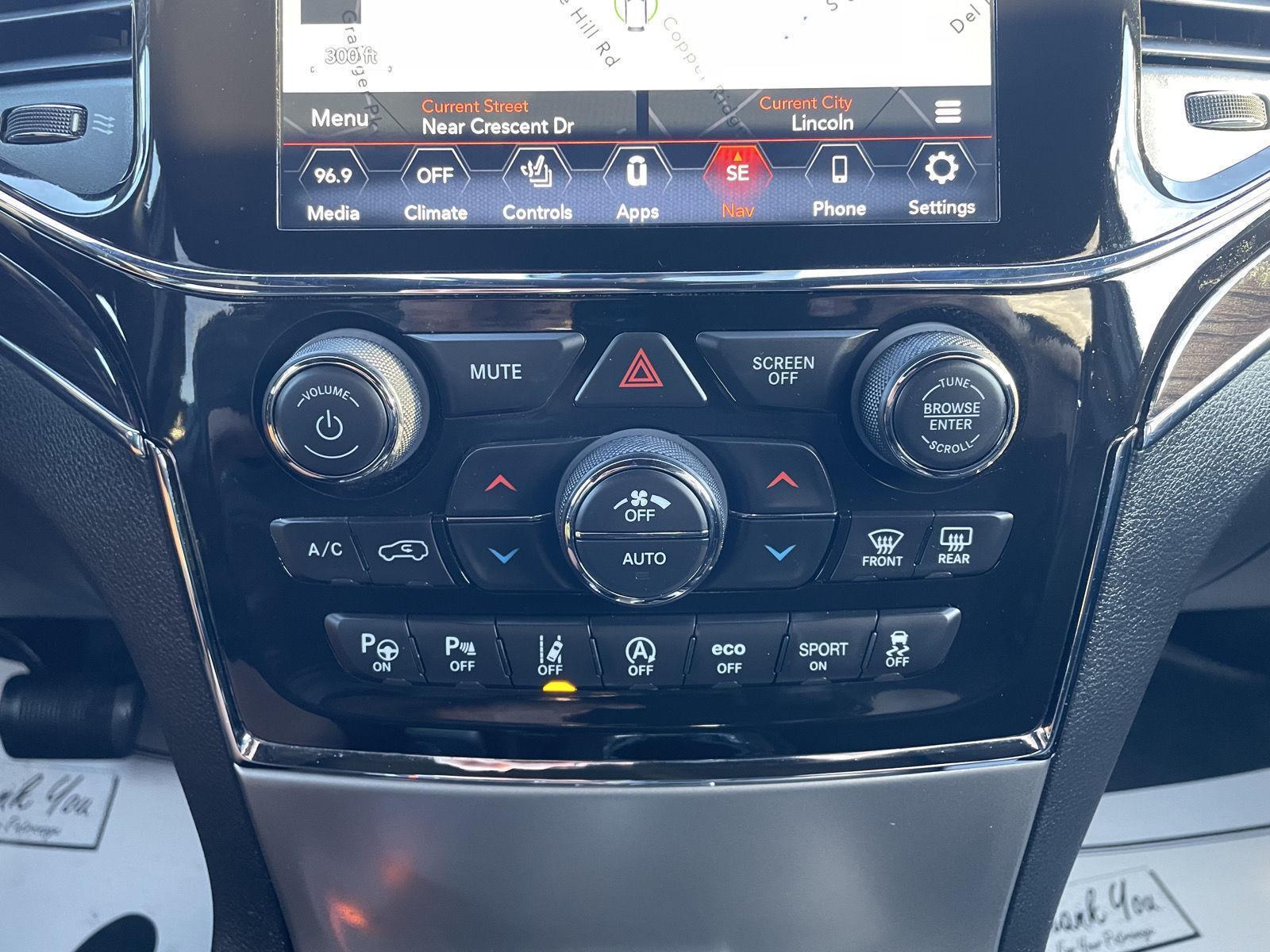 Used 2021 Jeep Grand Cherokee for sale in Lincoln NE