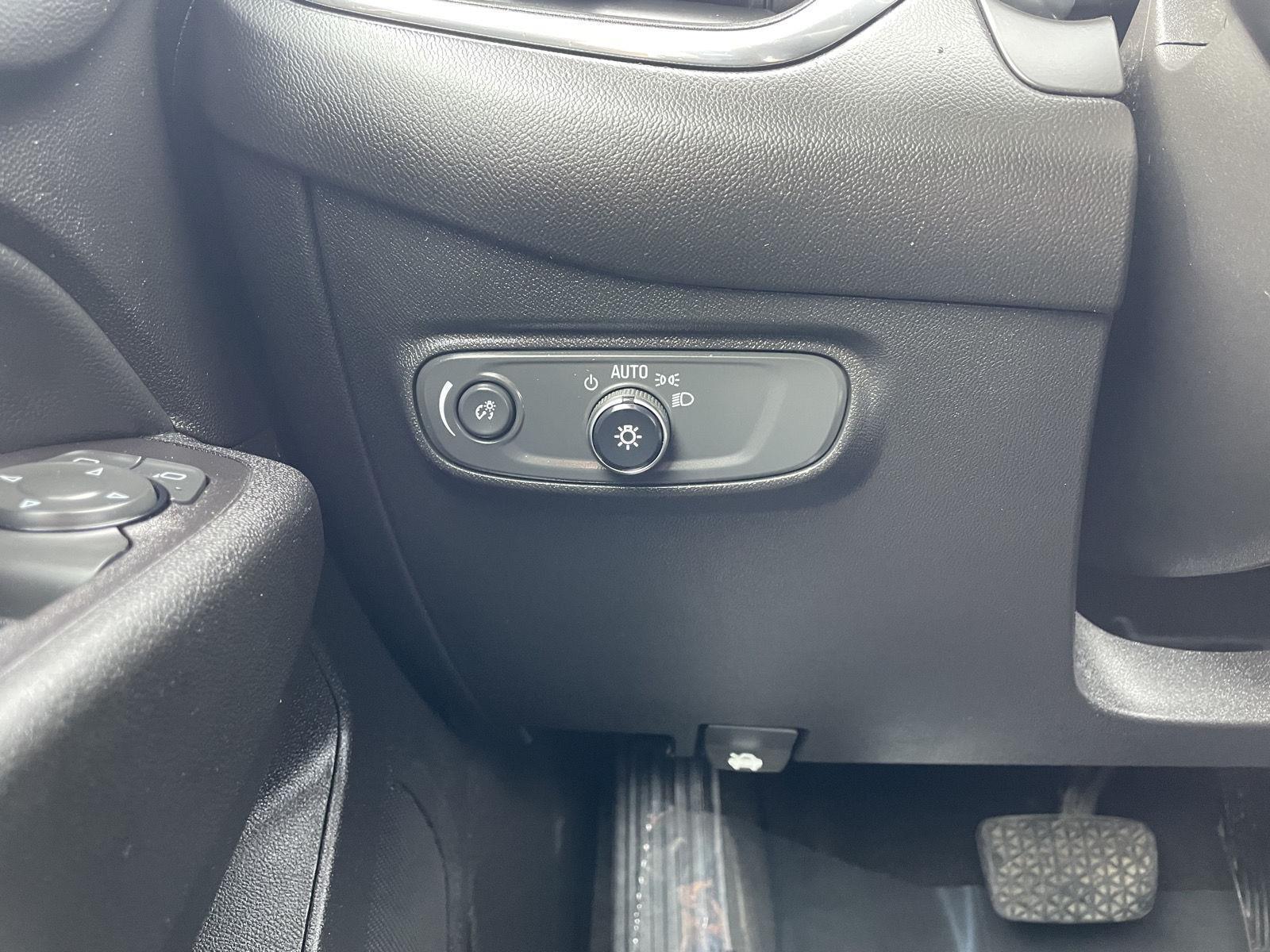 Used 2018 Chevrolet Equinox for sale in Lincoln NE