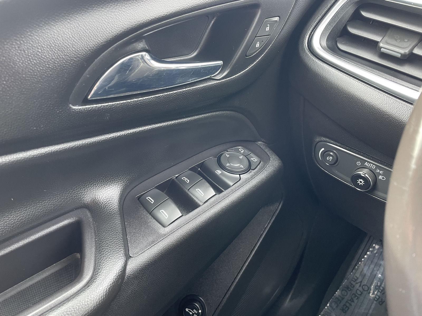 Used 2018 Chevrolet Equinox for sale in Lincoln NE