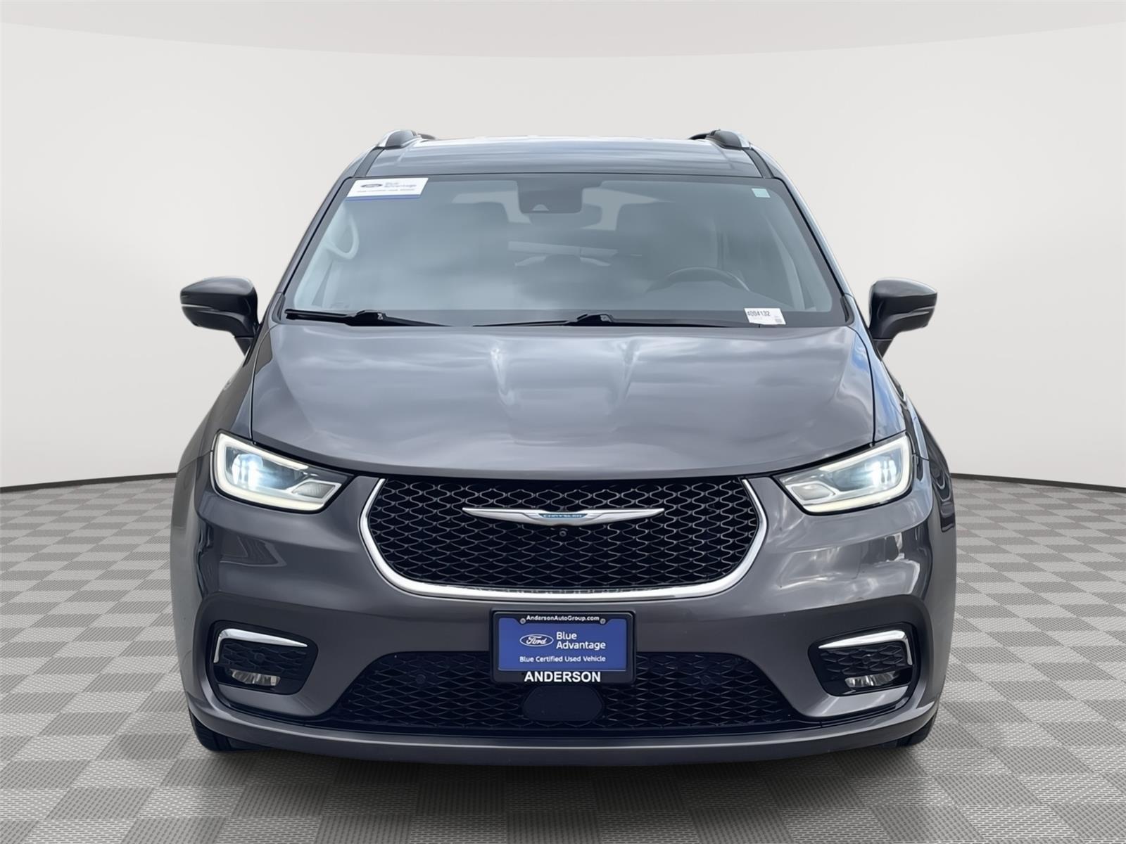 Used 2021 Chrysler Pacifica for sale in Lincoln NE