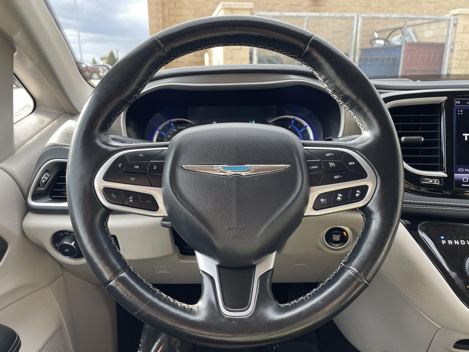 Used 2021 Chrysler Pacifica Hybrid Touring L Minivan for sale in Lincoln NE