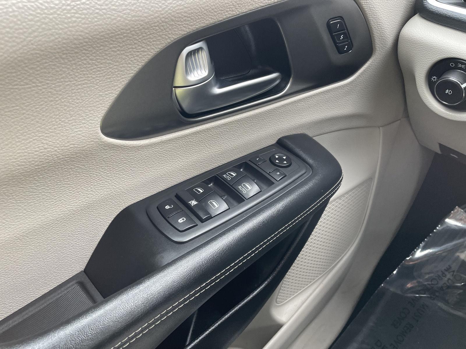 Used 2021 Chrysler Pacifica Hybrid Touring L Minivan for sale in Lincoln NE