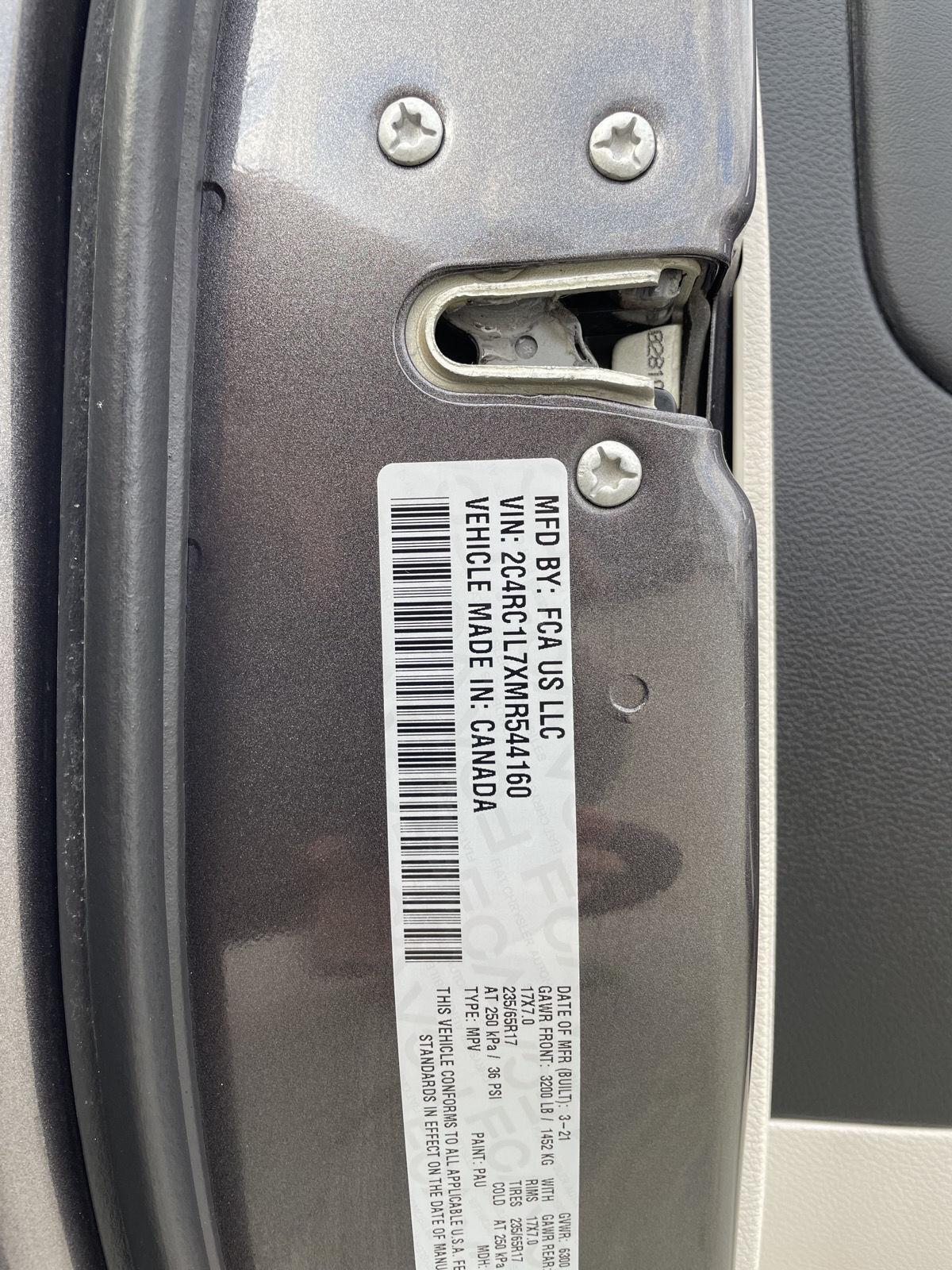 Used 2021 Chrysler Pacifica Hybrid Touring L Minivan for sale in Lincoln NE