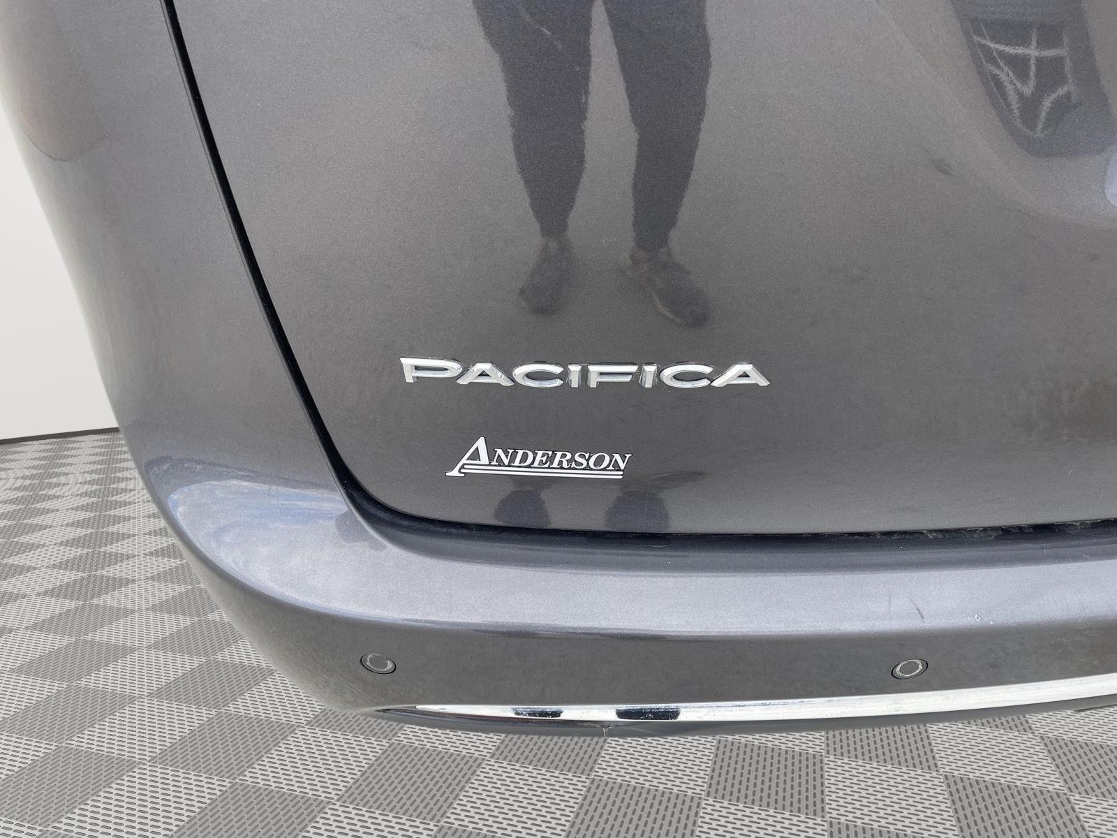 Used 2021 Chrysler Pacifica Hybrid Touring L Minivan for sale in Lincoln NE