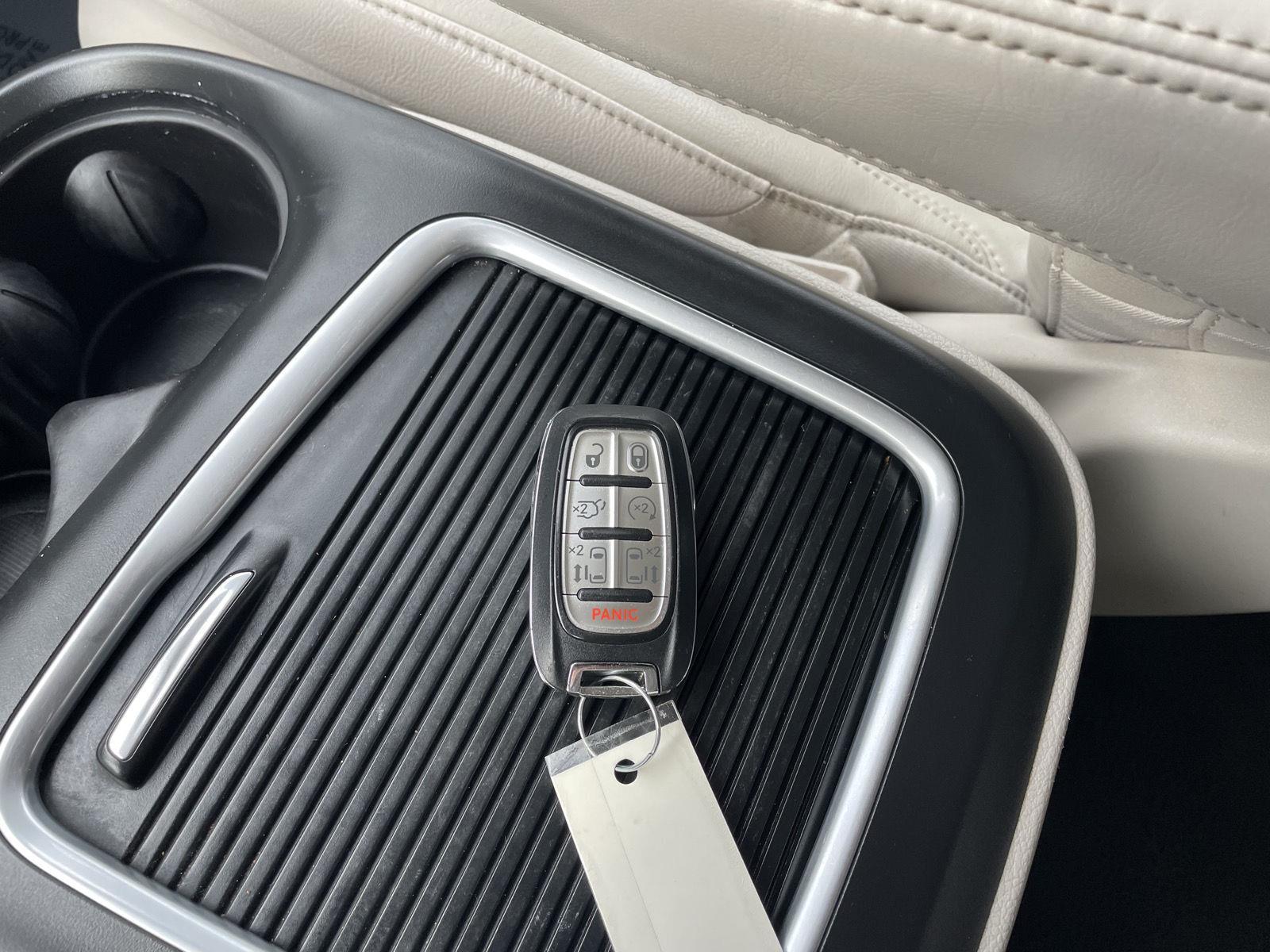 Used 2021 Chrysler Pacifica Hybrid Touring L Minivan for sale in Lincoln NE