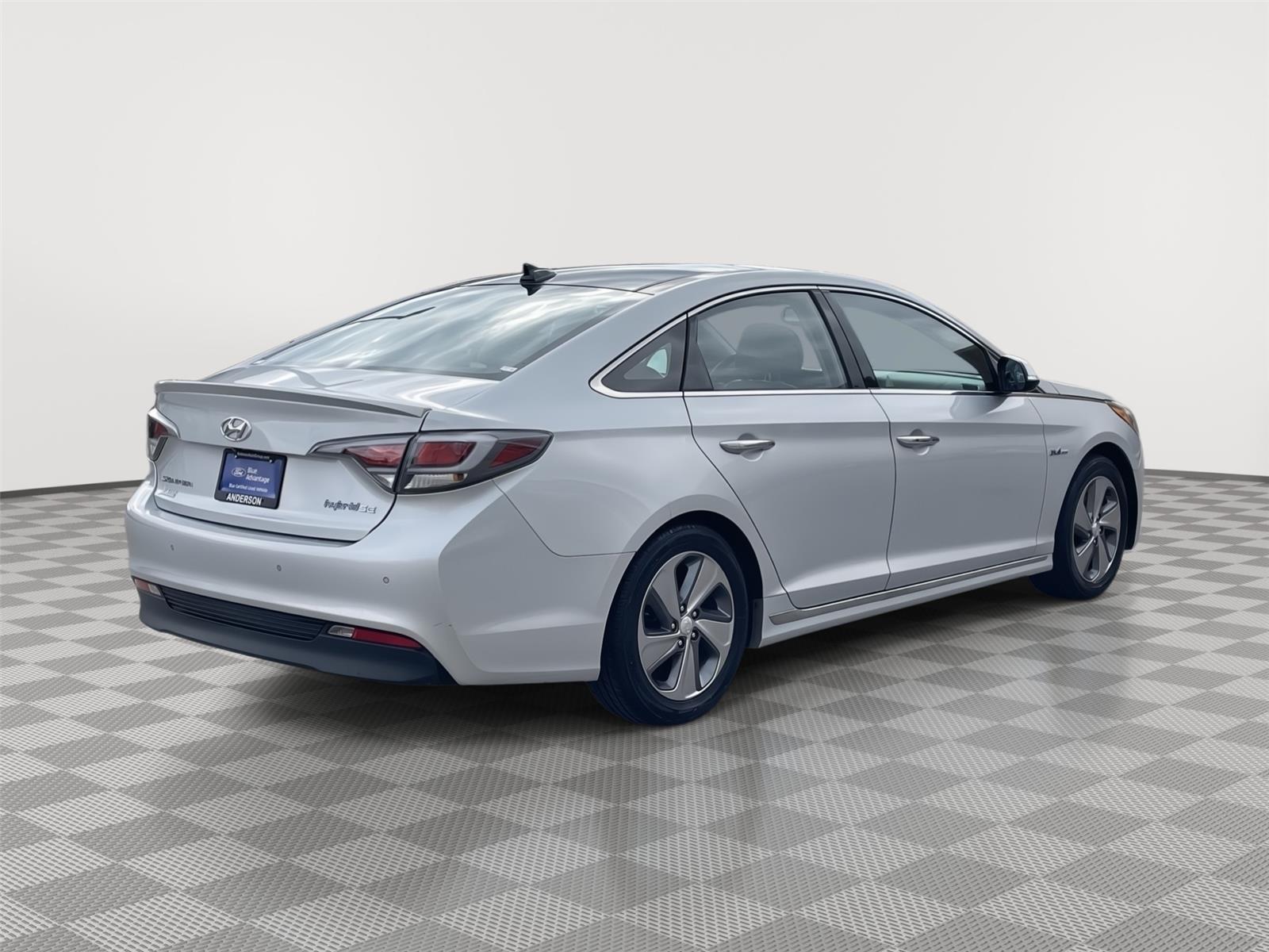 Used 2017 Hyundai Sonata Hybrid for sale in Lincoln NE