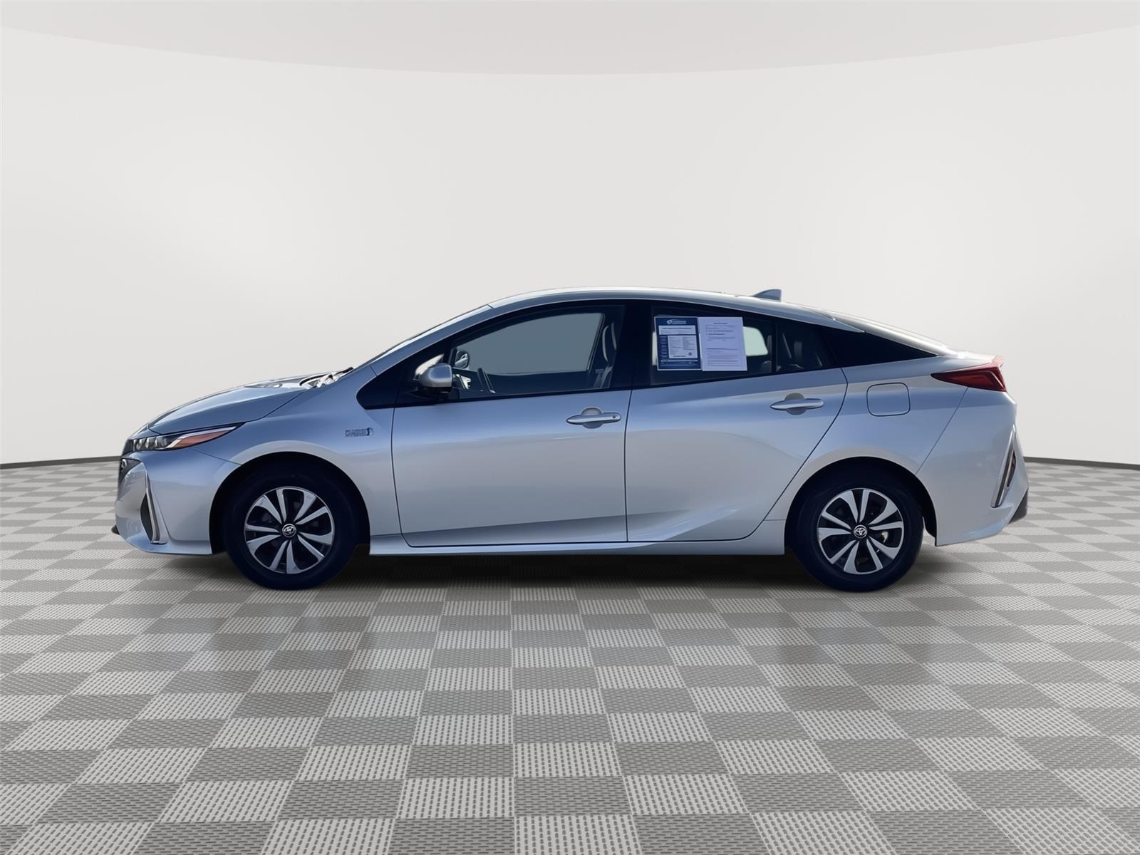 Used 2018 Toyota Prius Prime for sale in Lincoln NE