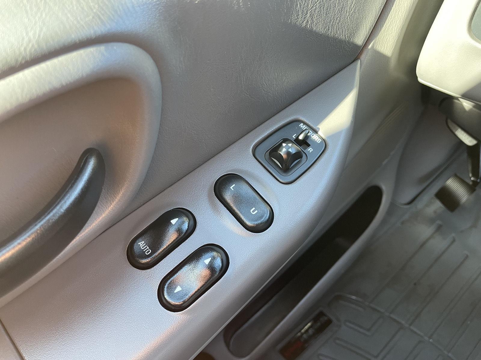 Used 2002 Ford F-150 XLT Extended Cab Truck for sale in Lincoln NE