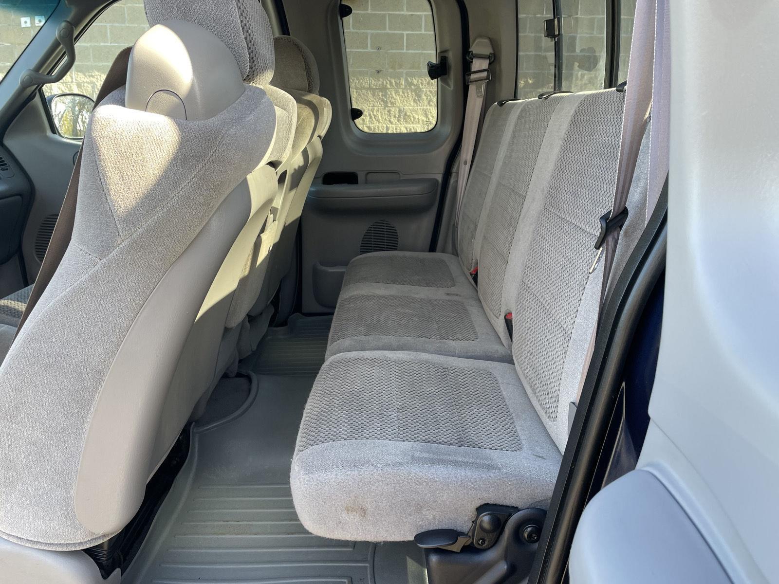 Used 2002 Ford F-150 XLT Extended Cab Truck for sale in Lincoln NE