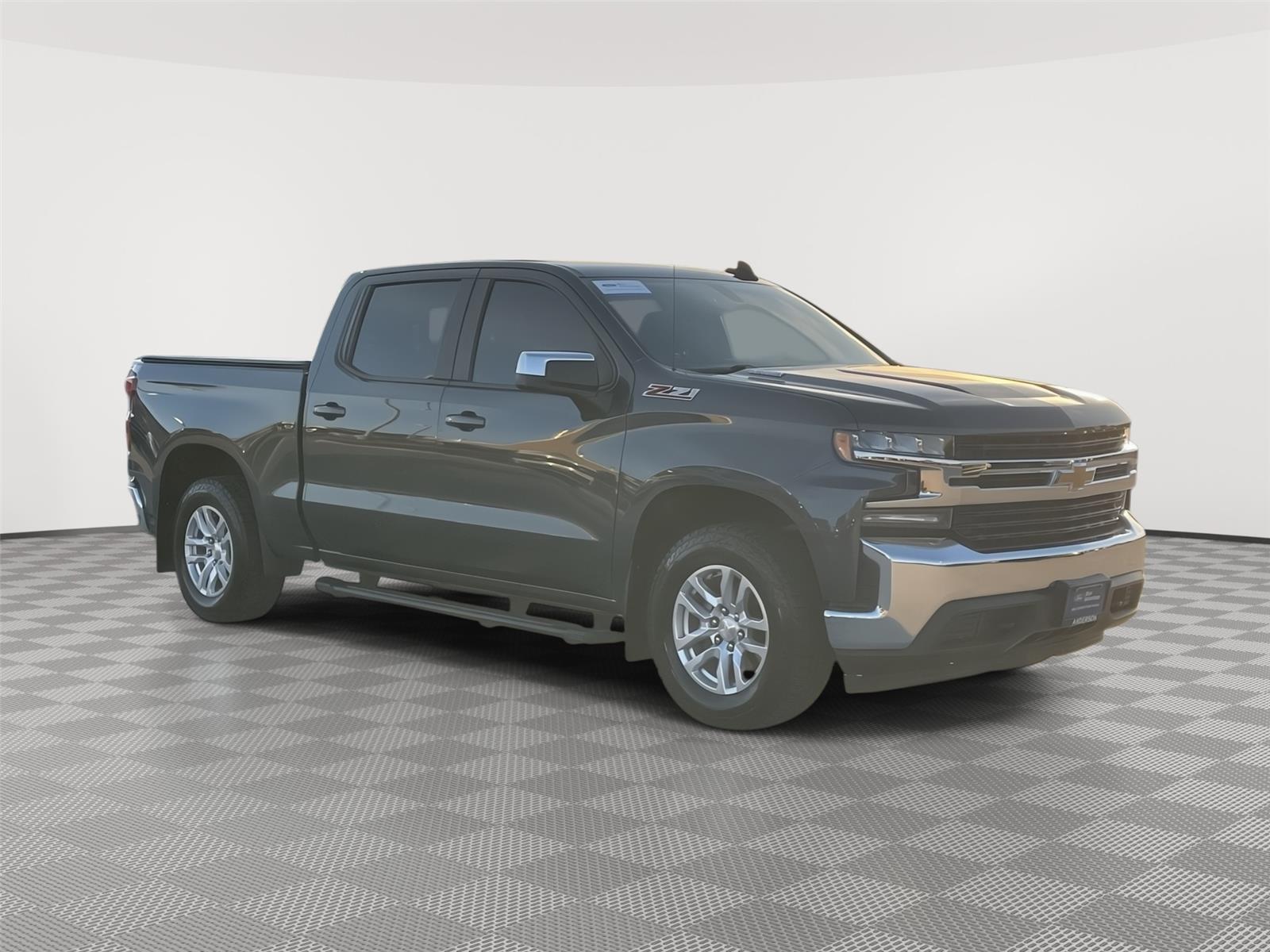 Used 2020 Chevrolet Silverado 1500 LT Crew Cab Truck for sale in Lincoln NE