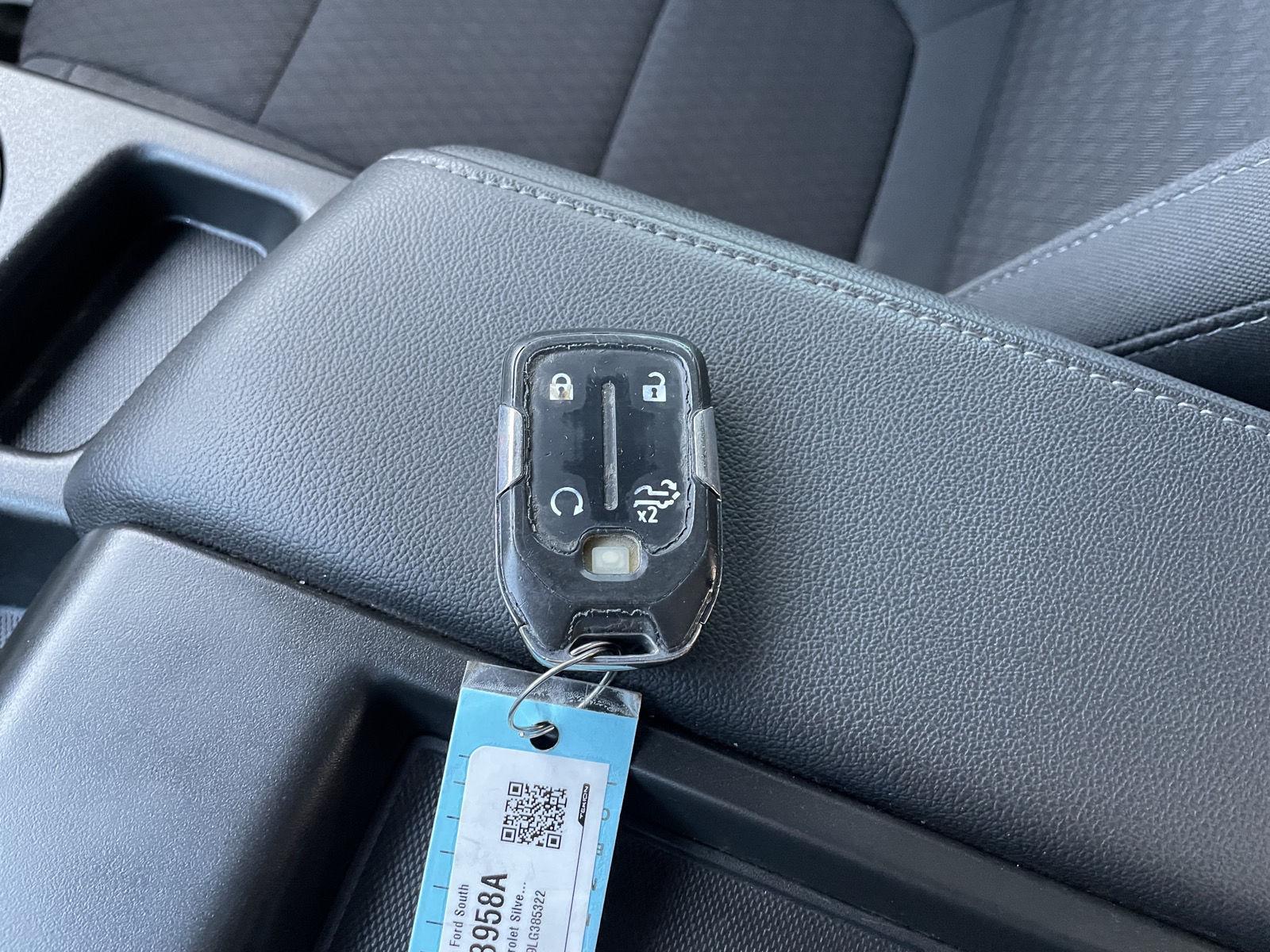 Used 2020 Chevrolet Silverado 1500 LT Crew Cab Truck for sale in Lincoln NE