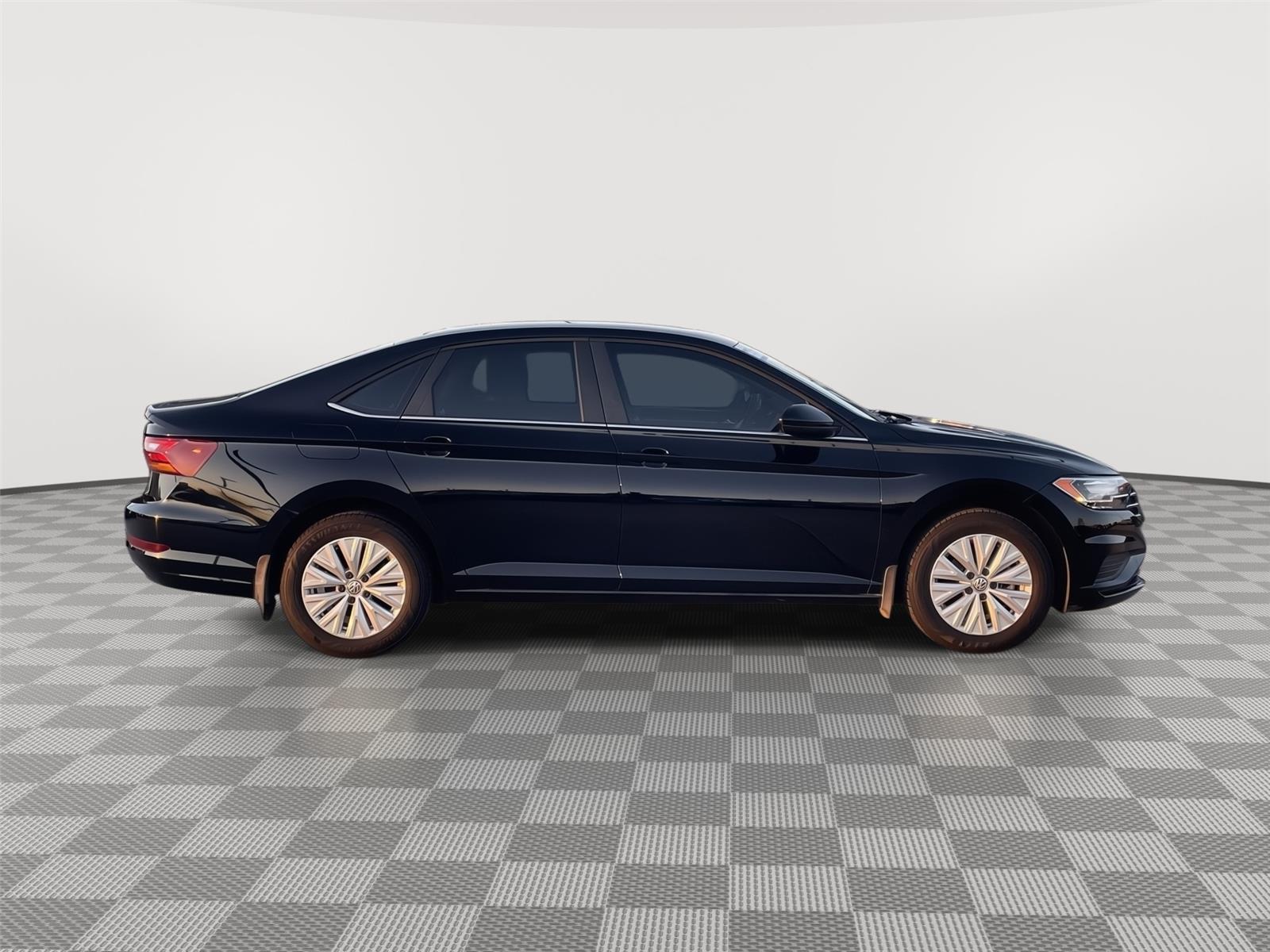 Used 2019 Volkswagen Jetta for sale in Lincoln NE