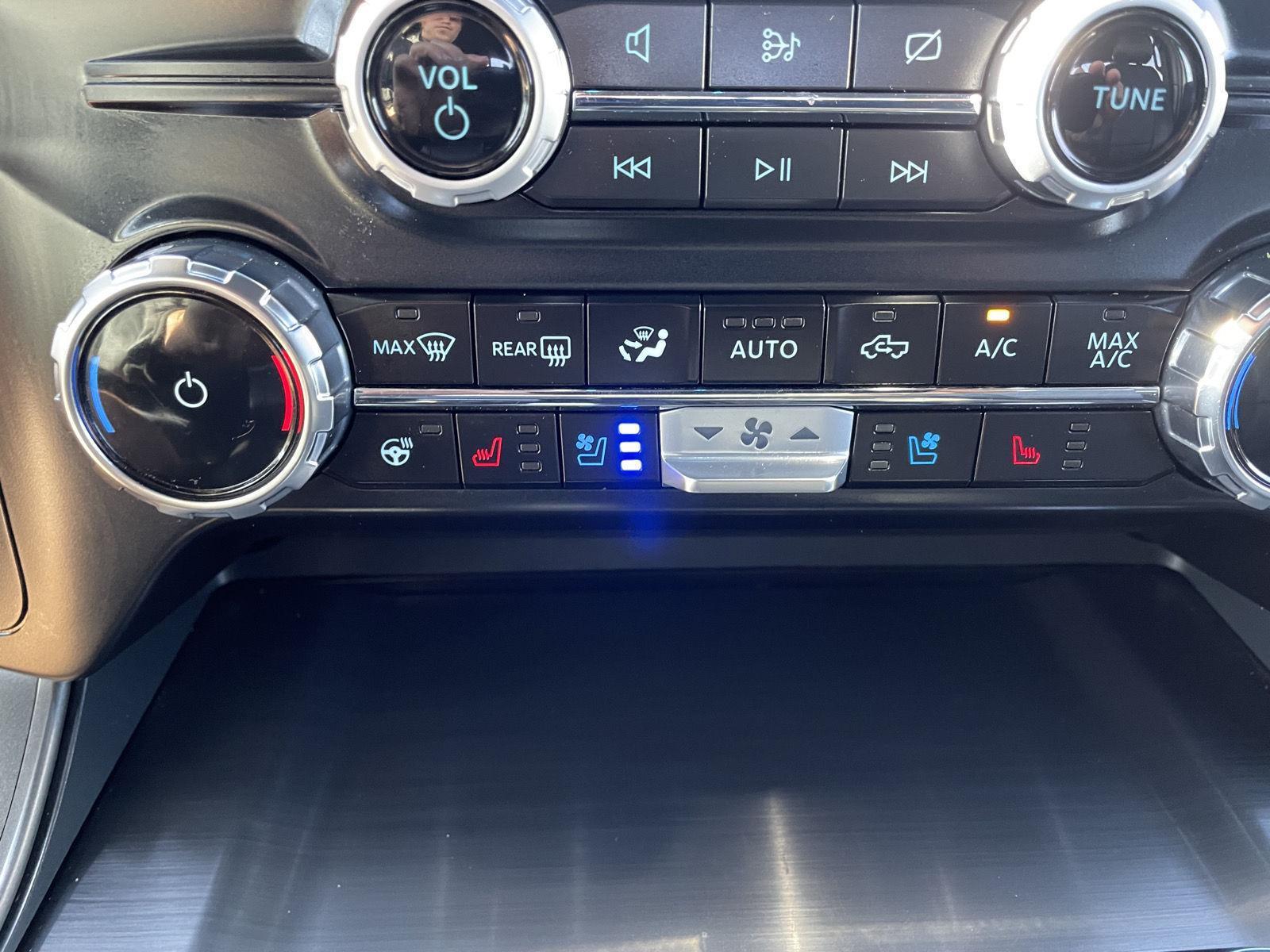 Used 2024 Ford F-150 Lariat Crew Cab Truck for sale in Lincoln NE