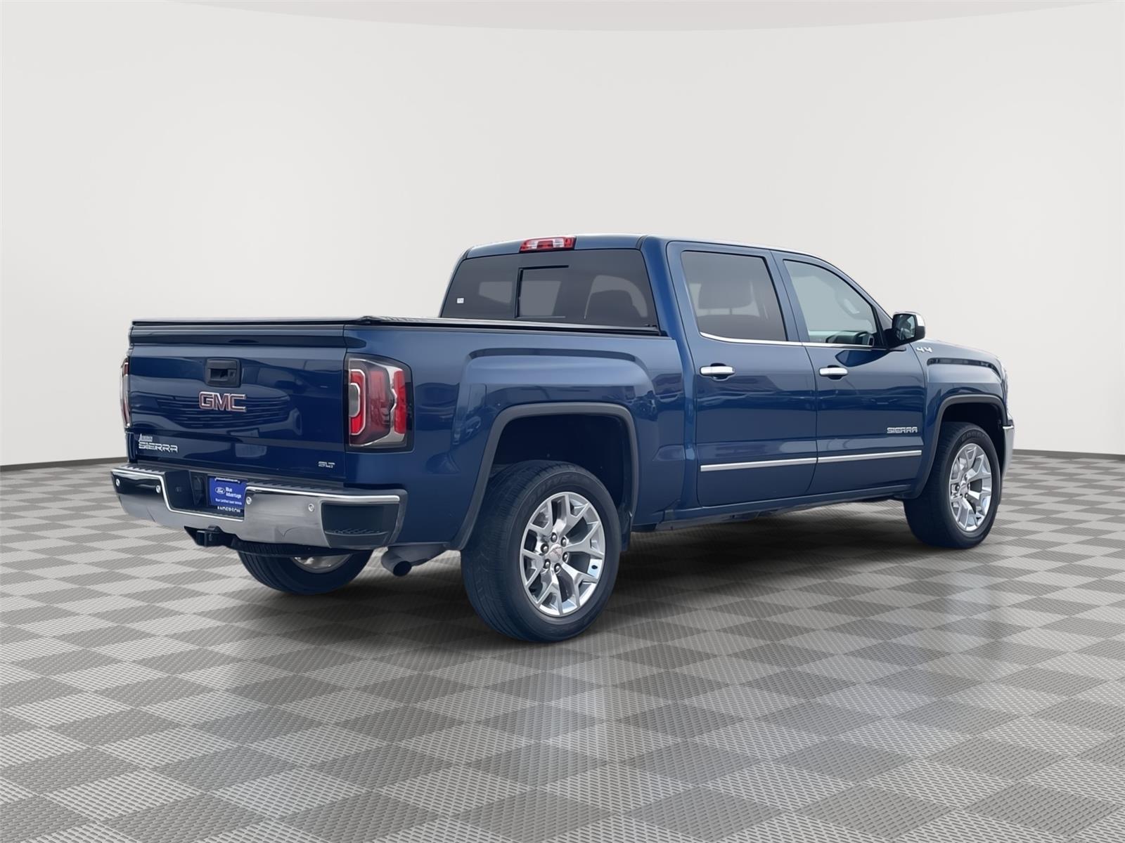 Used 2017 GMC Sierra 1500 SLT Crew Cab Truck for sale in Lincoln NE