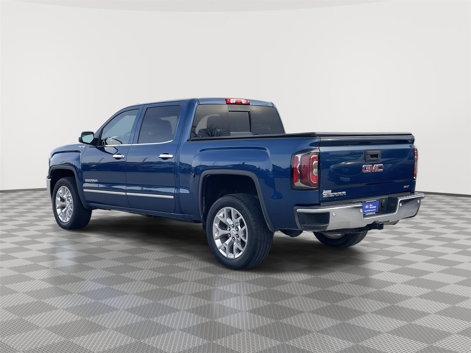 Used 2017 GMC Sierra 1500 SLT Crew Cab Truck for sale in Lincoln NE