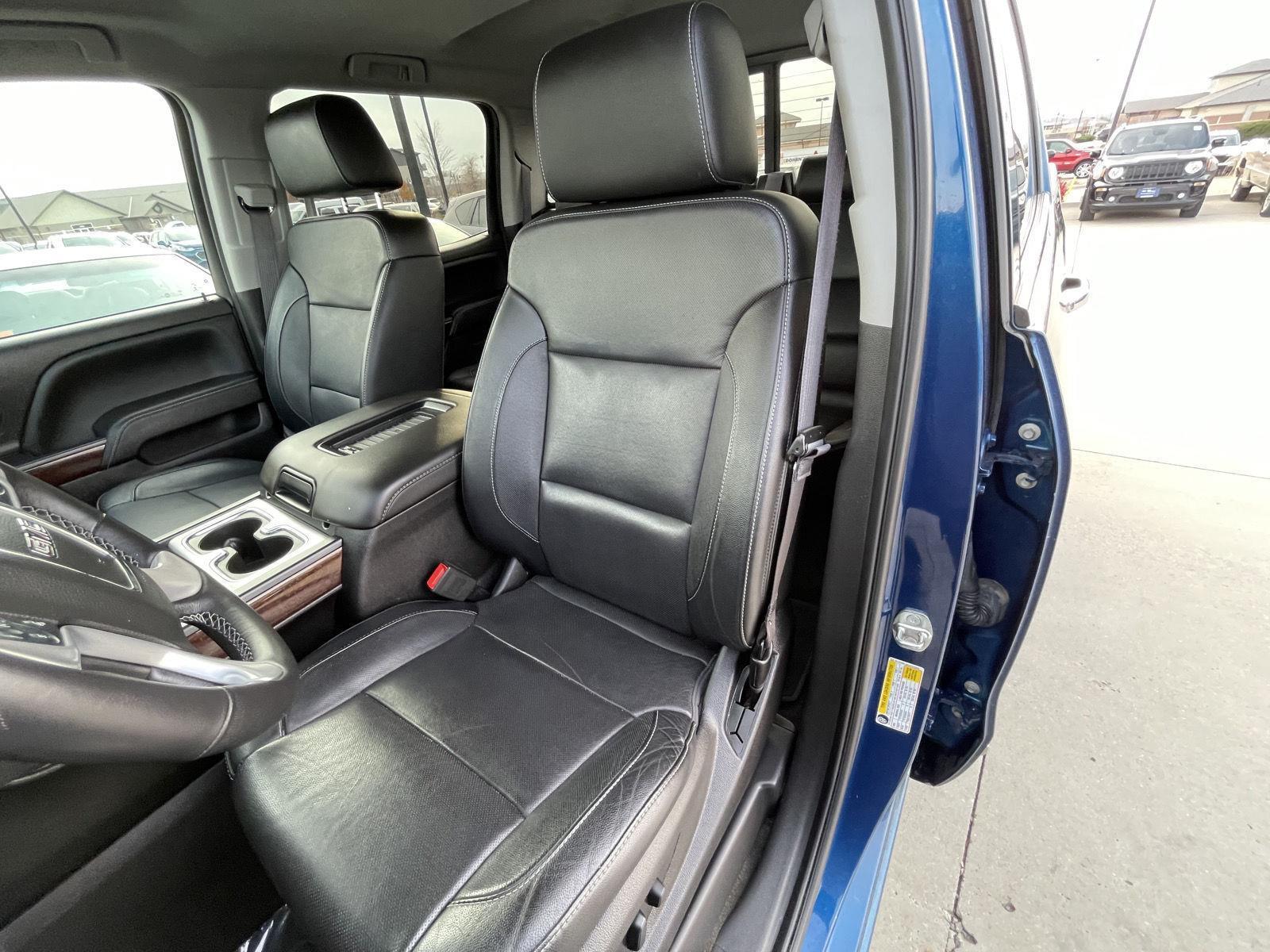 Used 2017 GMC Sierra 1500 SLT Crew Cab Truck for sale in Lincoln NE