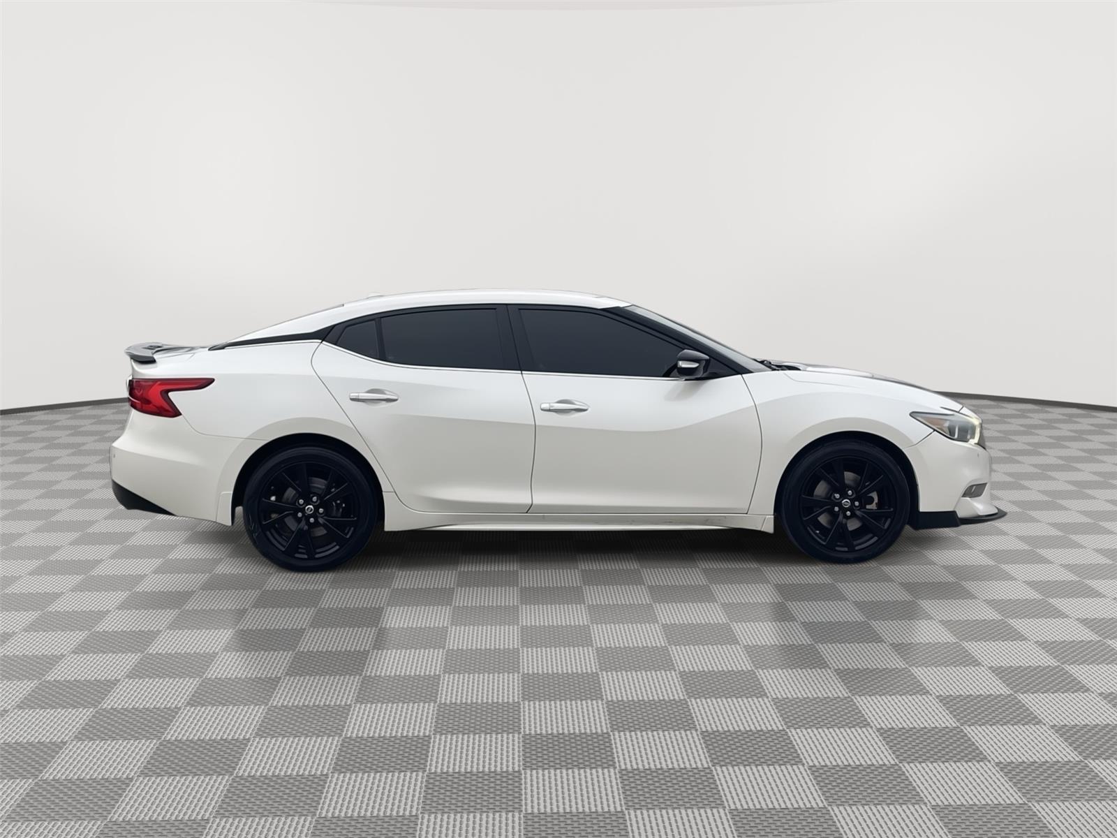 Used 2016 Nissan Maxima for sale in Lincoln NE