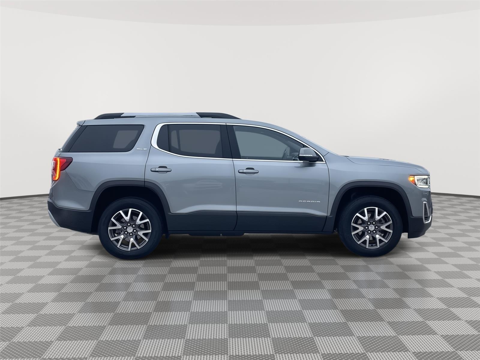 Used 2023 GMC Acadia for sale in Lincoln NE