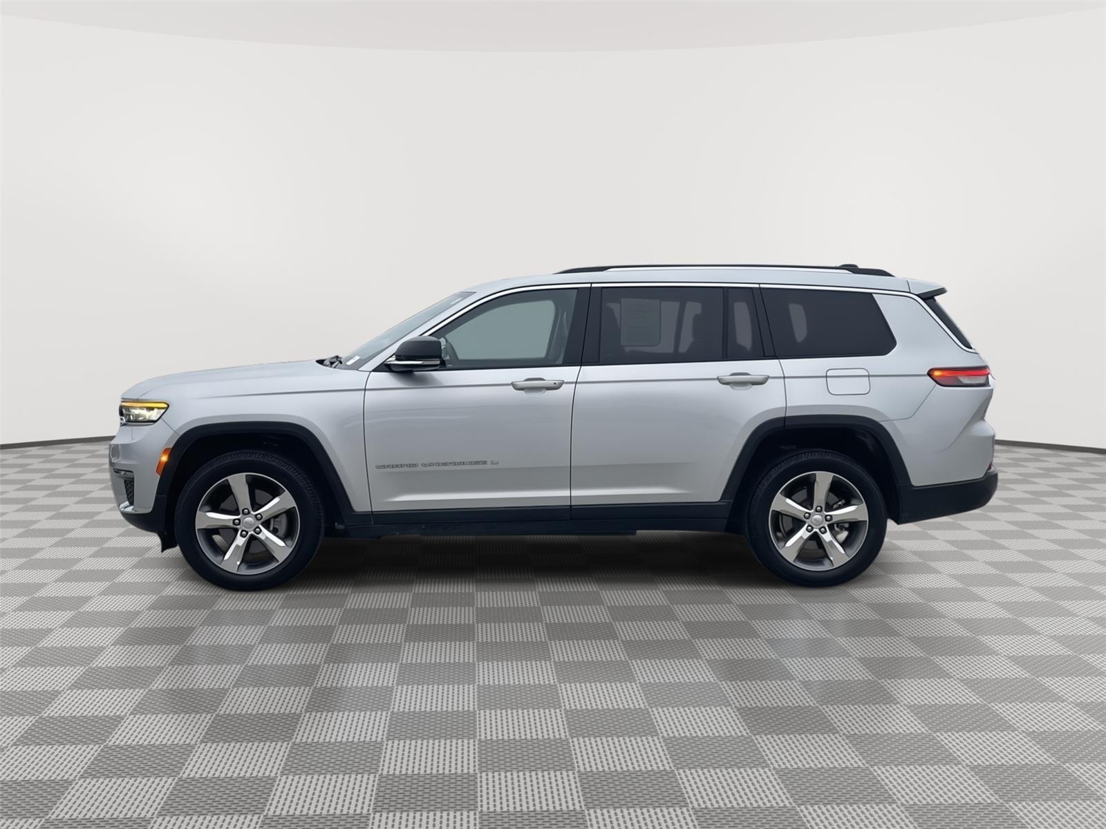 Used 2021 Jeep Grand Cherokee L for sale in Lincoln NE