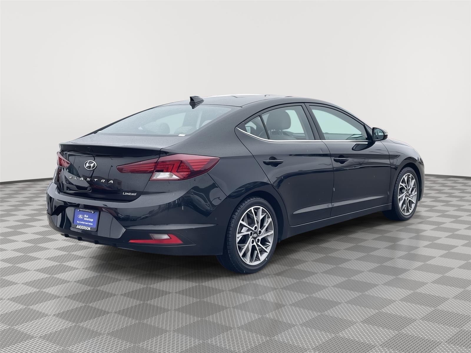 Used 2020 Hyundai Elantra for sale in Lincoln NE