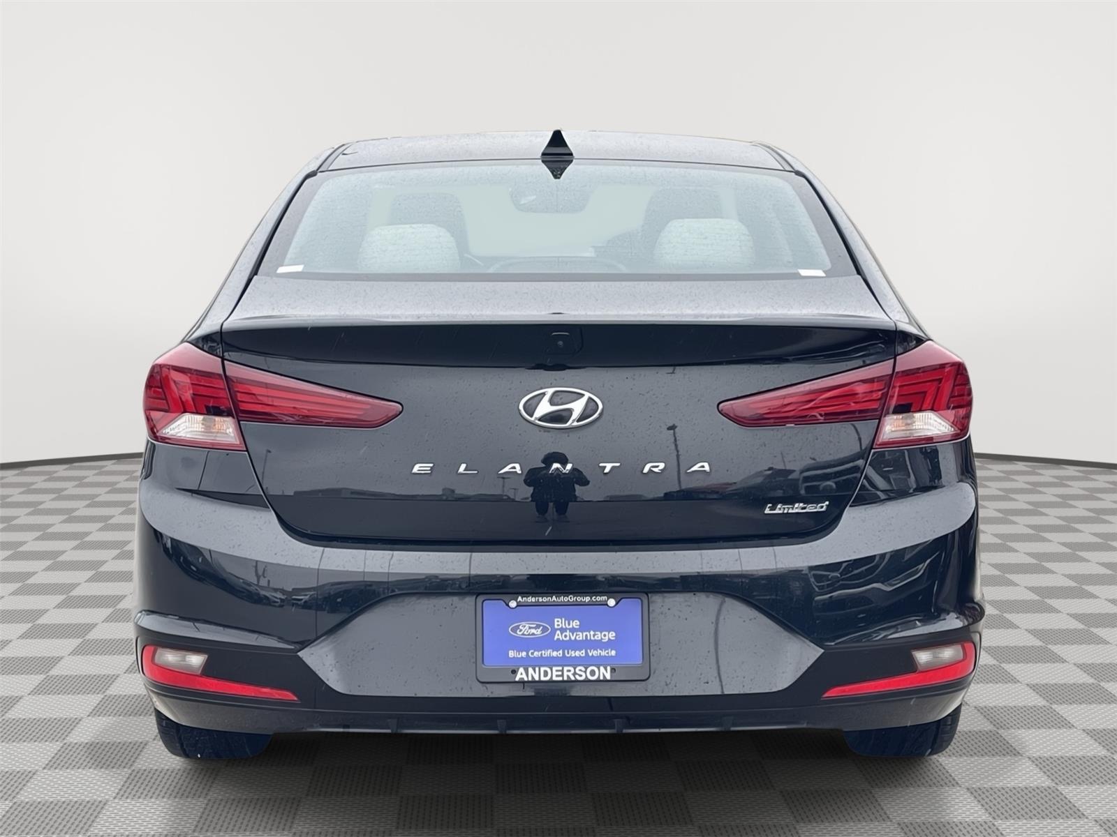 Used 2020 Hyundai Elantra for sale in Lincoln NE