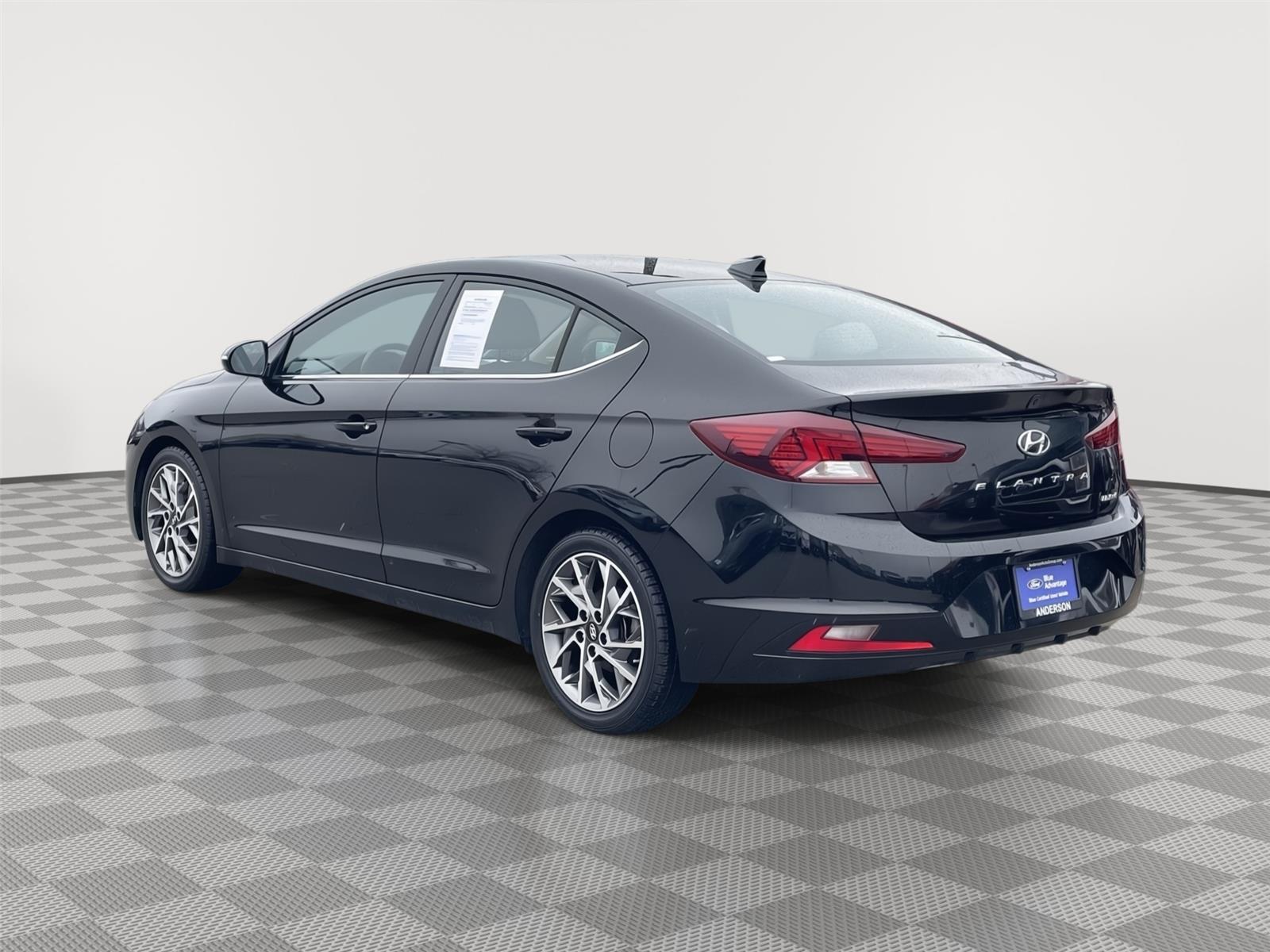 Used 2020 Hyundai Elantra for sale in Lincoln NE