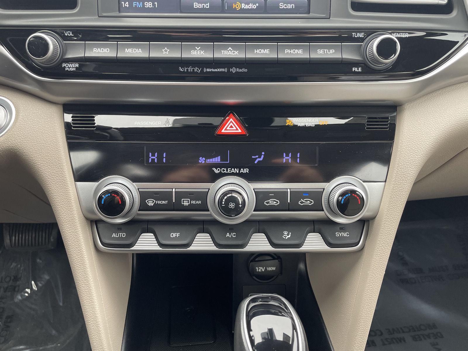 Used 2020 Hyundai Elantra for sale in Lincoln NE