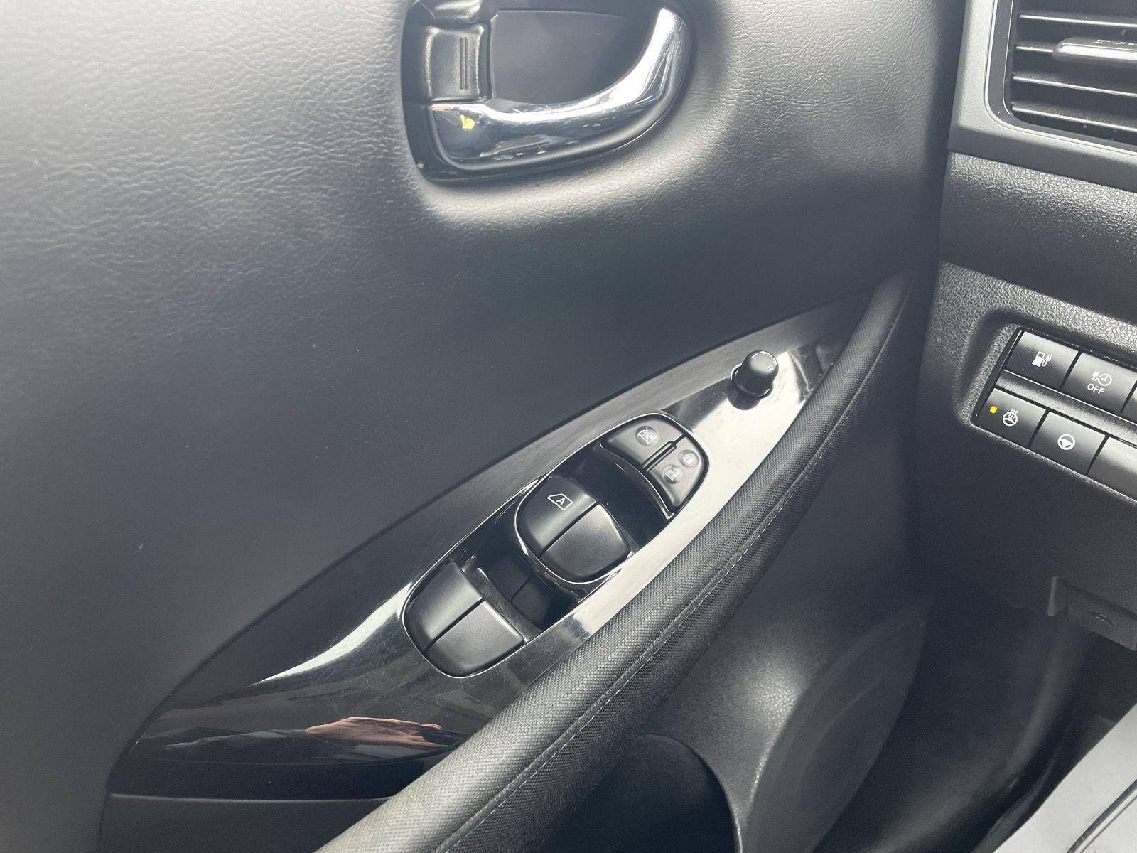 Used 2019 Nissan LEAF for sale in Lincoln NE