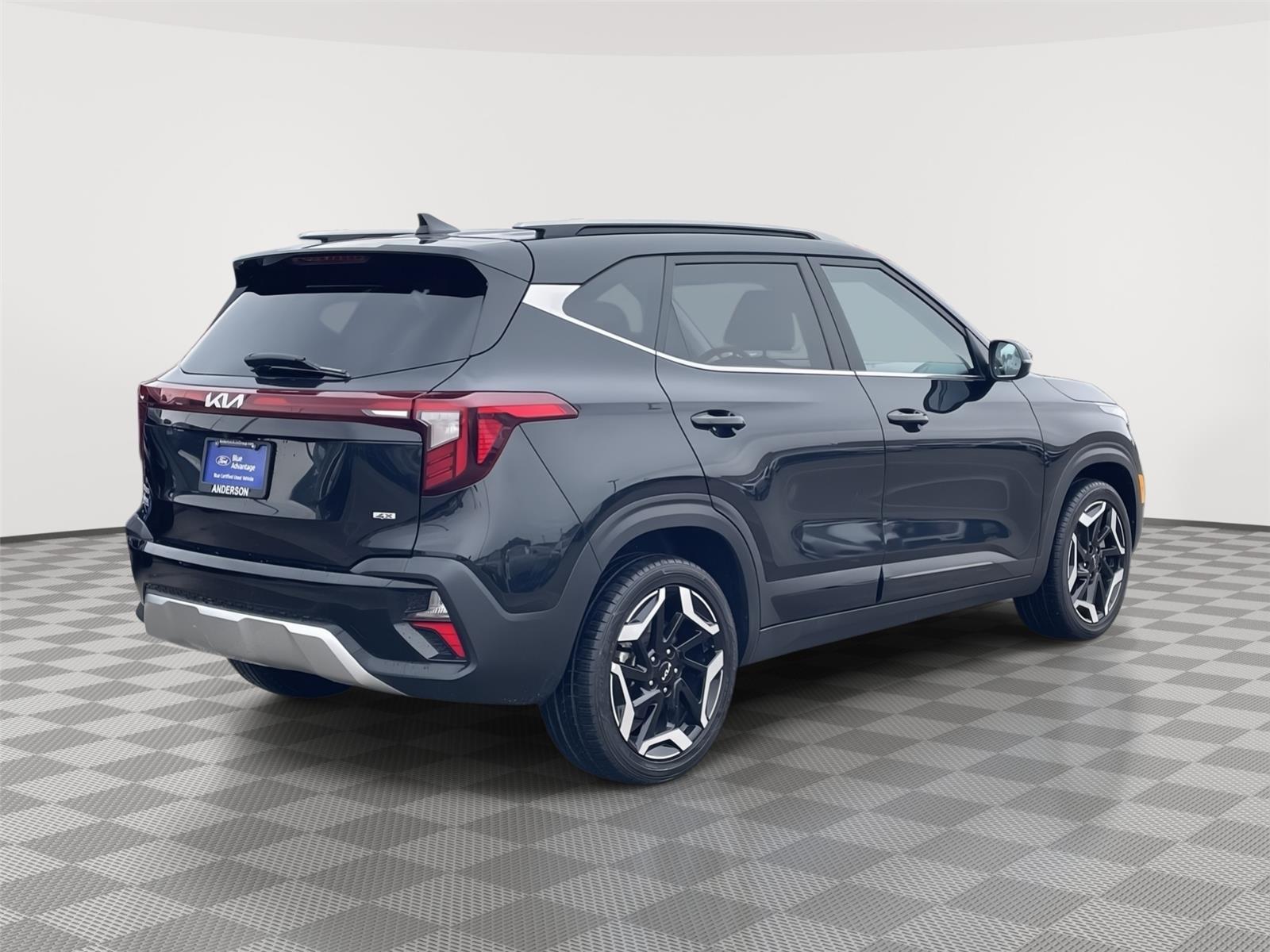 Used 2024 Kia Seltos for sale in Lincoln NE