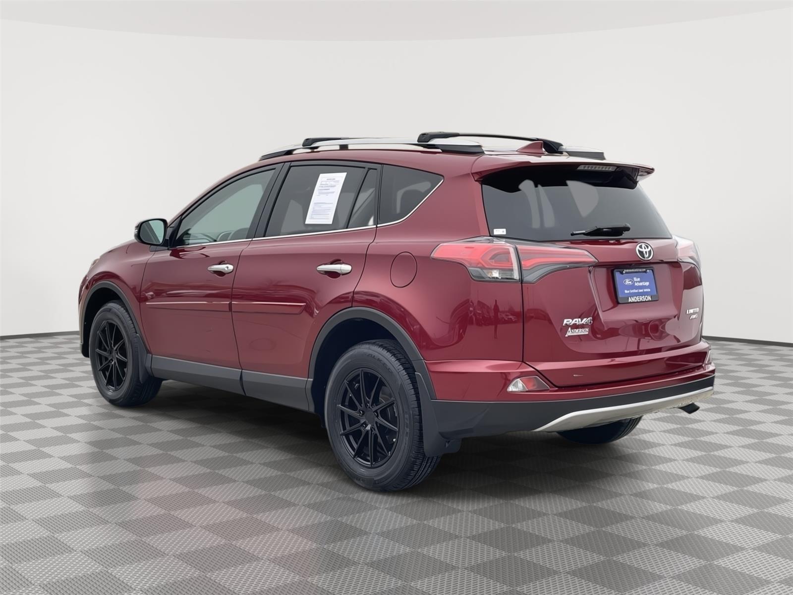 Used 2018 Toyota RAV4 for sale in Lincoln NE