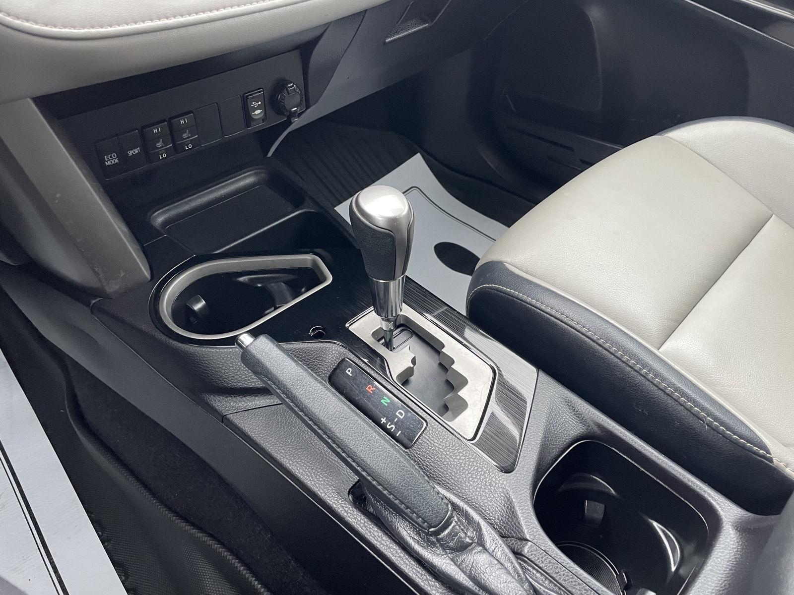 Used 2018 Toyota RAV4 for sale in Lincoln NE