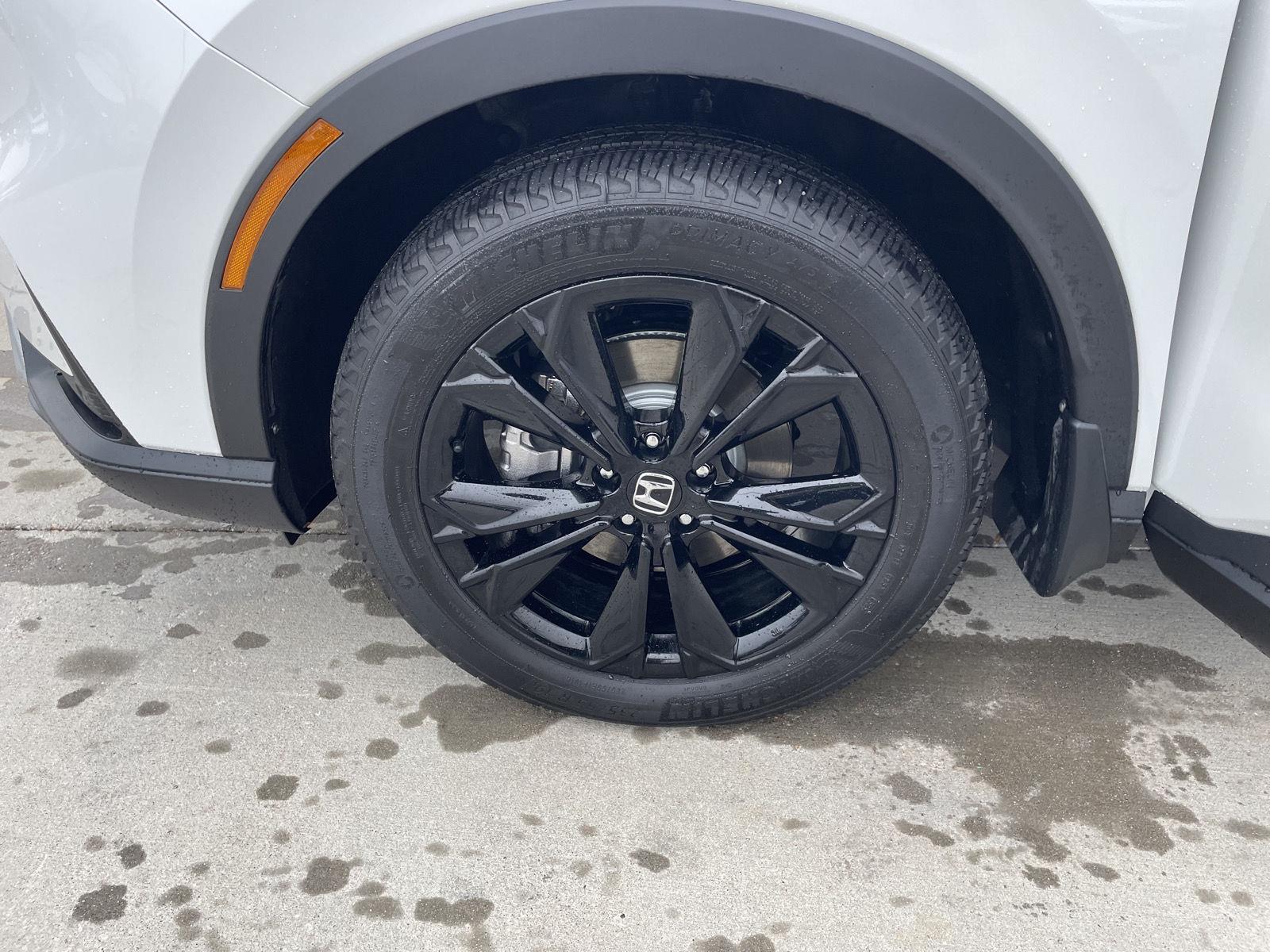 Used 2025 Honda CR-V Hybrid for sale in Lincoln NE