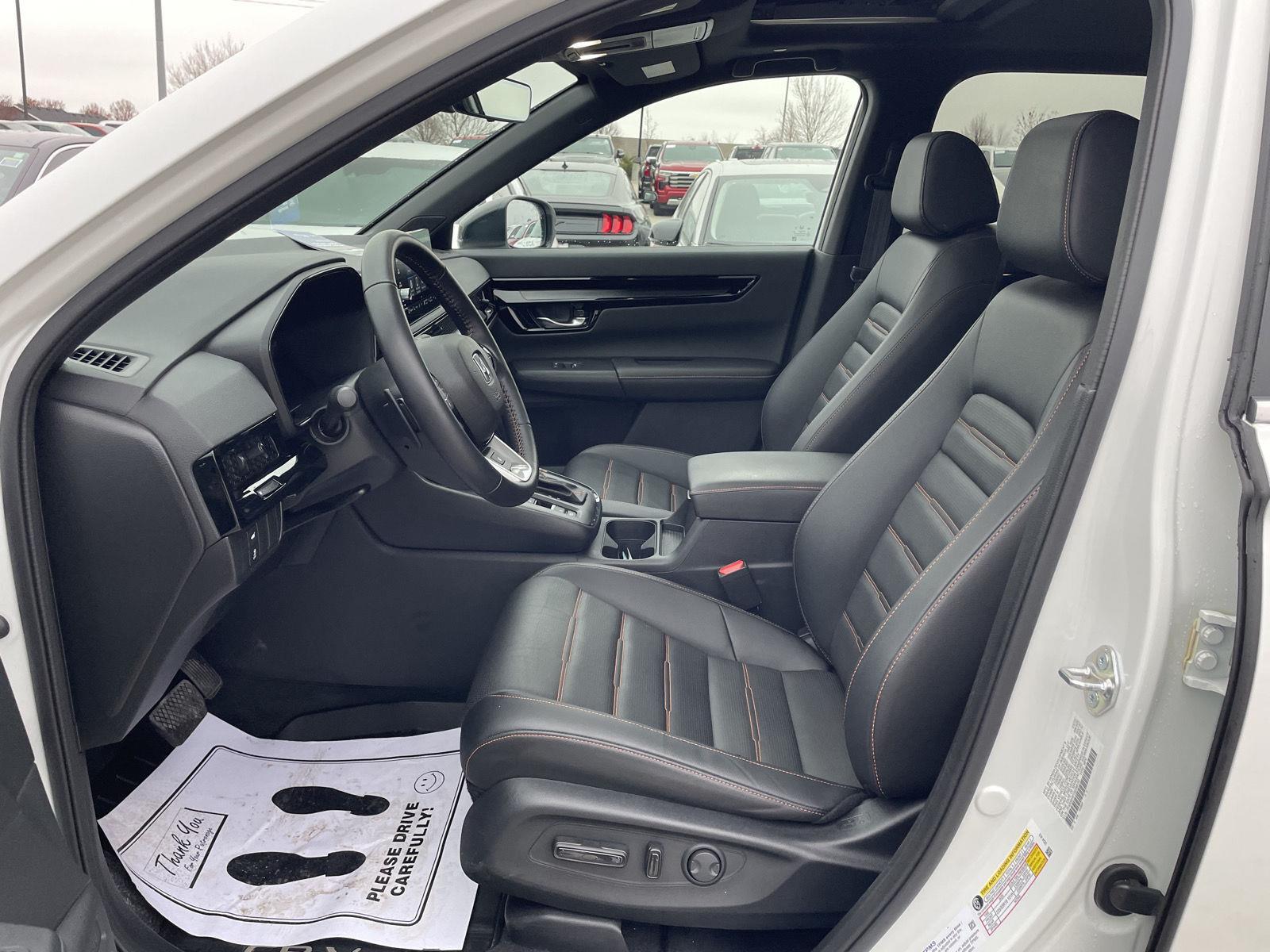 Used 2025 Honda CR-V Hybrid for sale in Lincoln NE