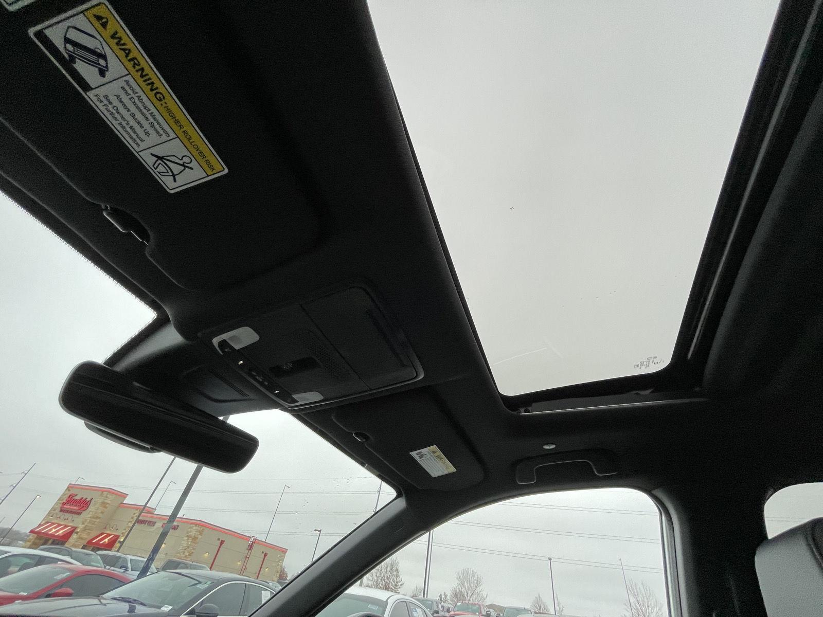 Used 2025 Honda CR-V Hybrid for sale in Lincoln NE