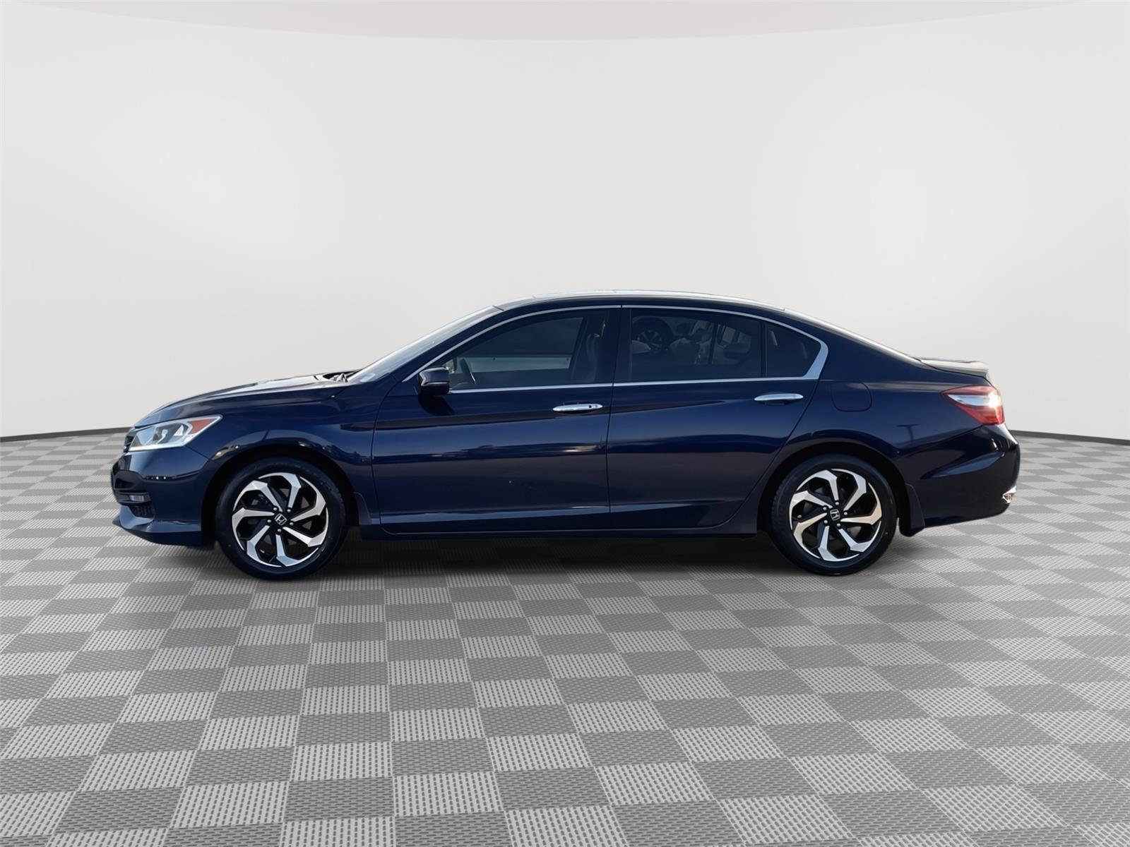 Used 2017 Honda Accord Sedan for sale in Lincoln NE