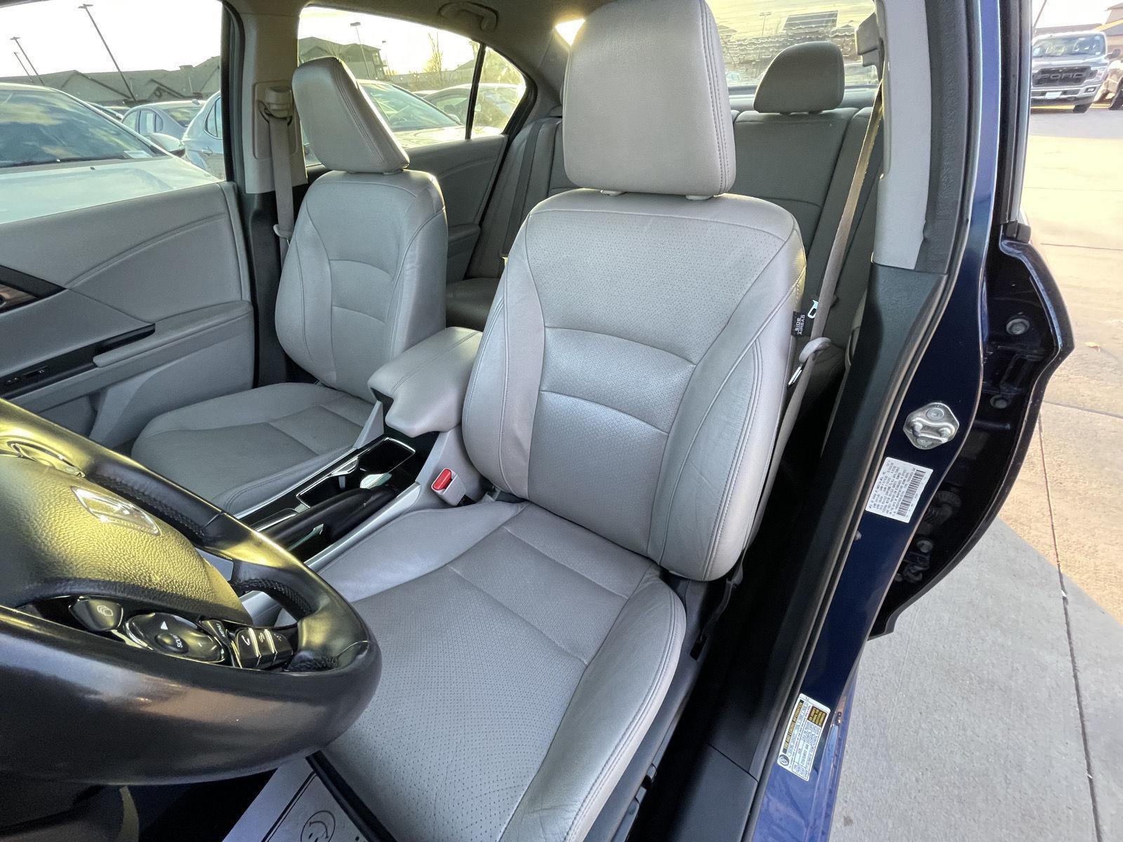 Used 2017 Honda Accord Sedan for sale in Lincoln NE