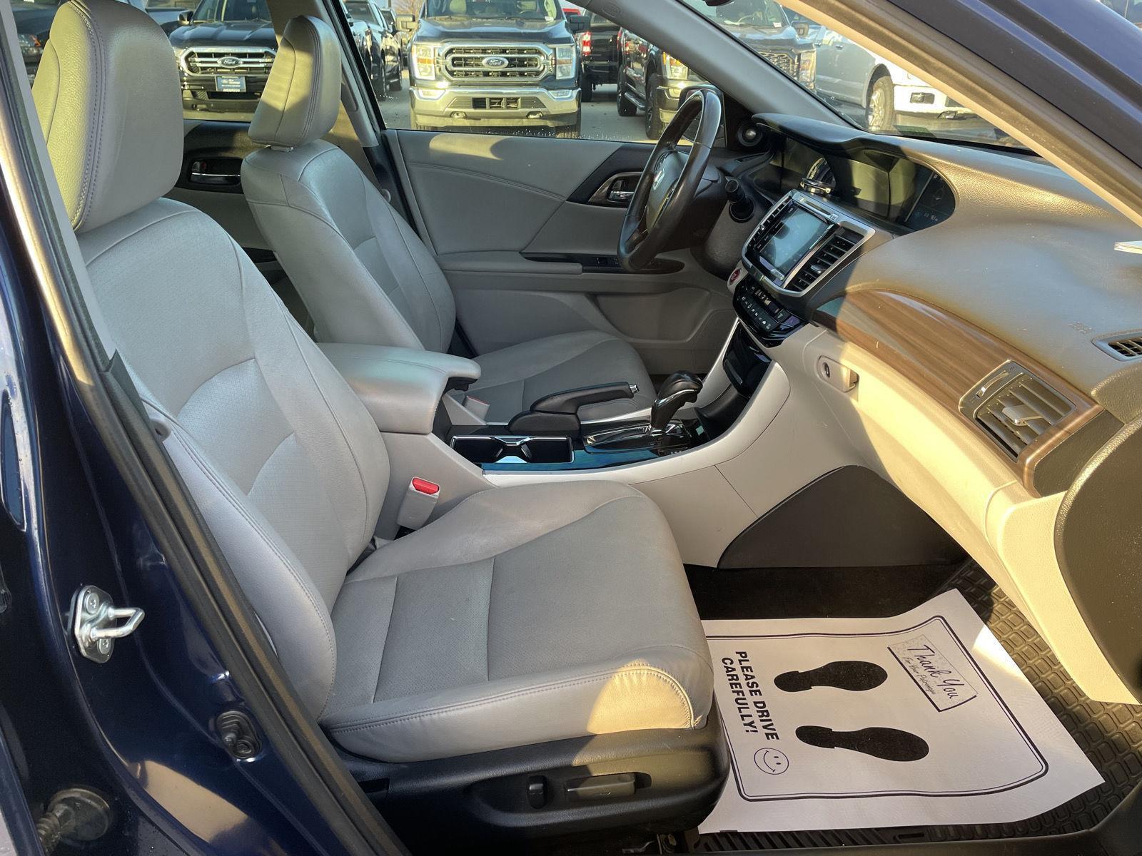 Used 2017 Honda Accord Sedan for sale in Lincoln NE