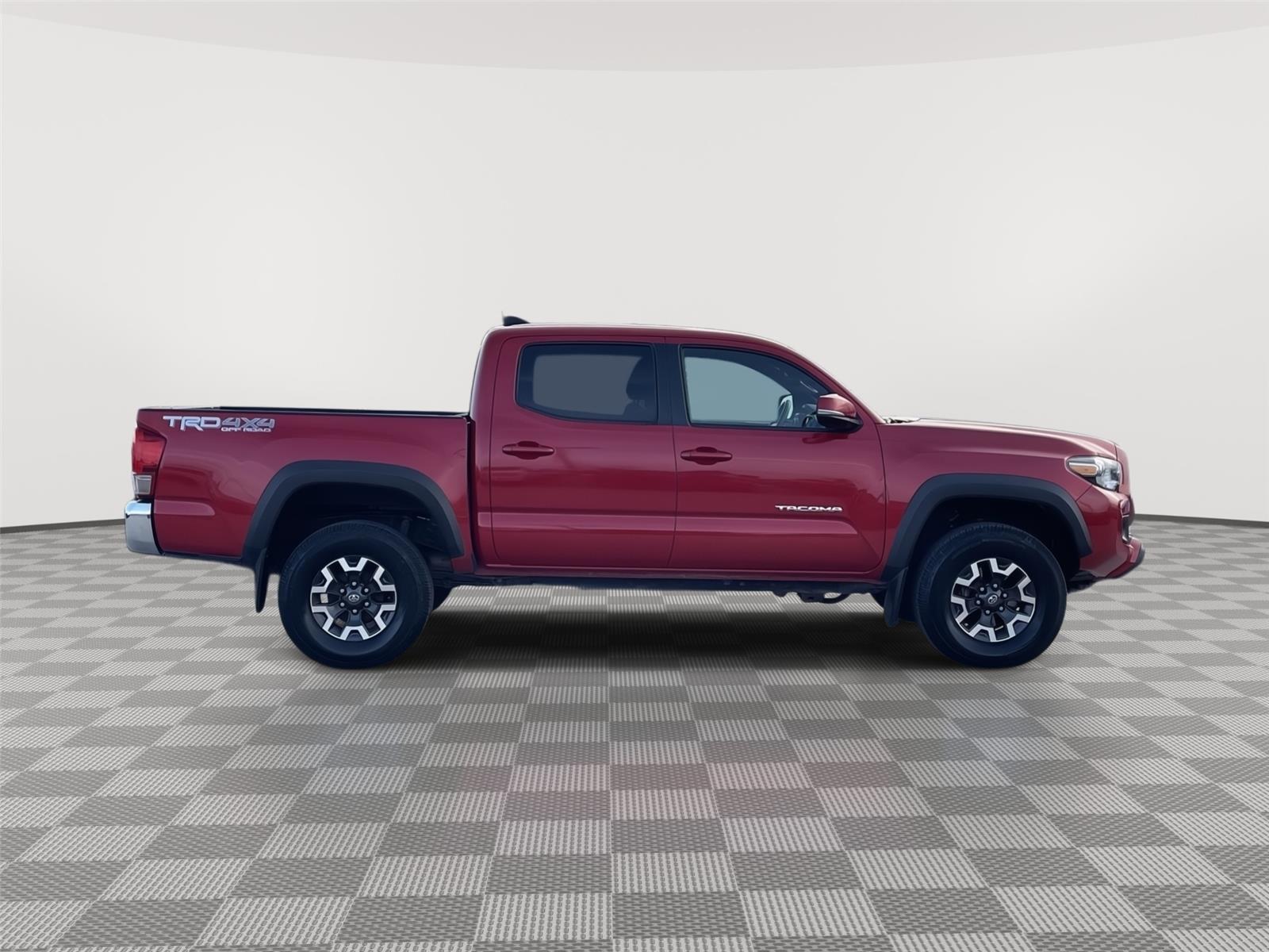 Used 2016 Toyota Tacoma for sale in Lincoln NE