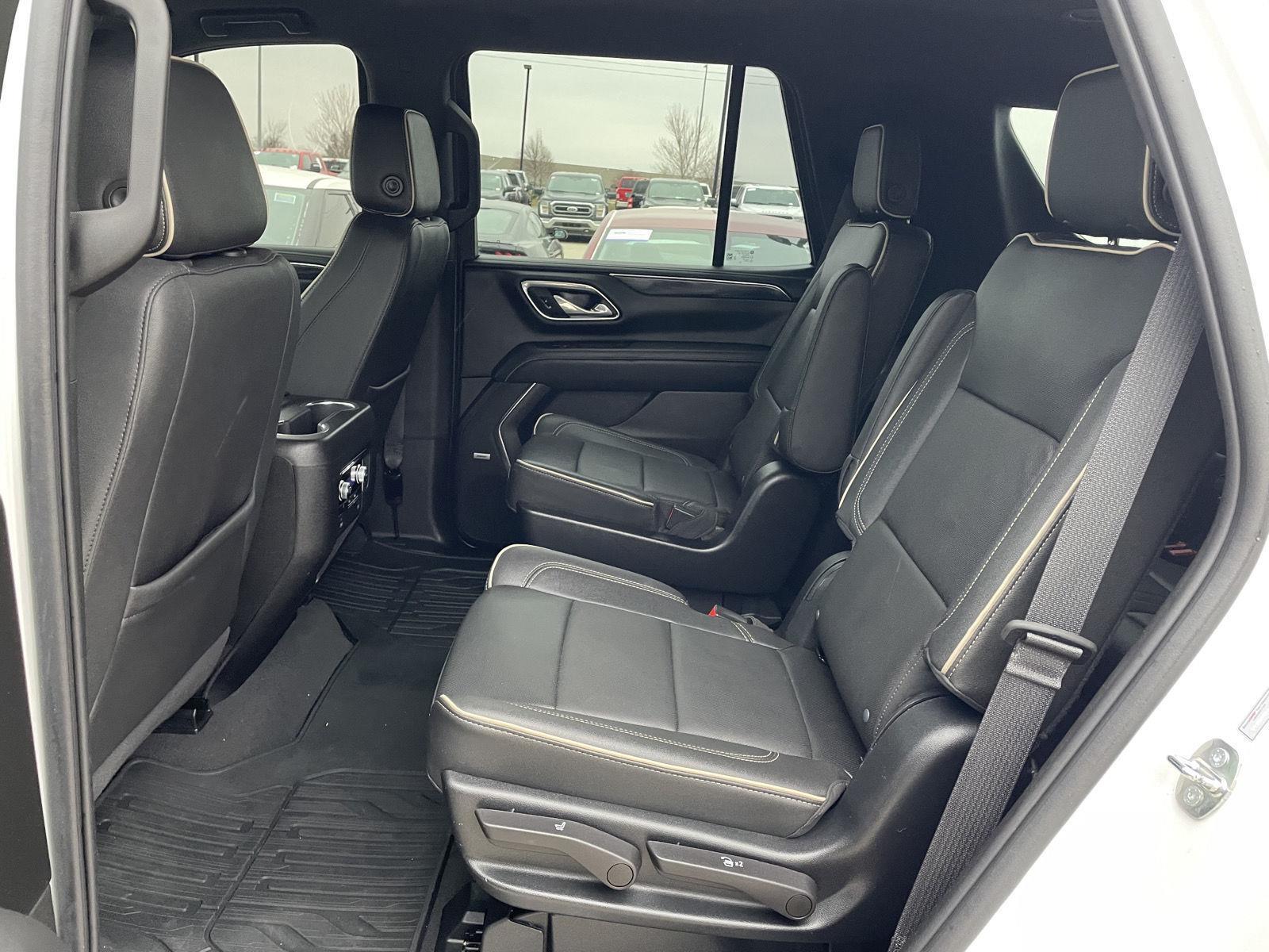 Used 2023 GMC Yukon SLT SUV/Crossover for sale in Lincoln NE