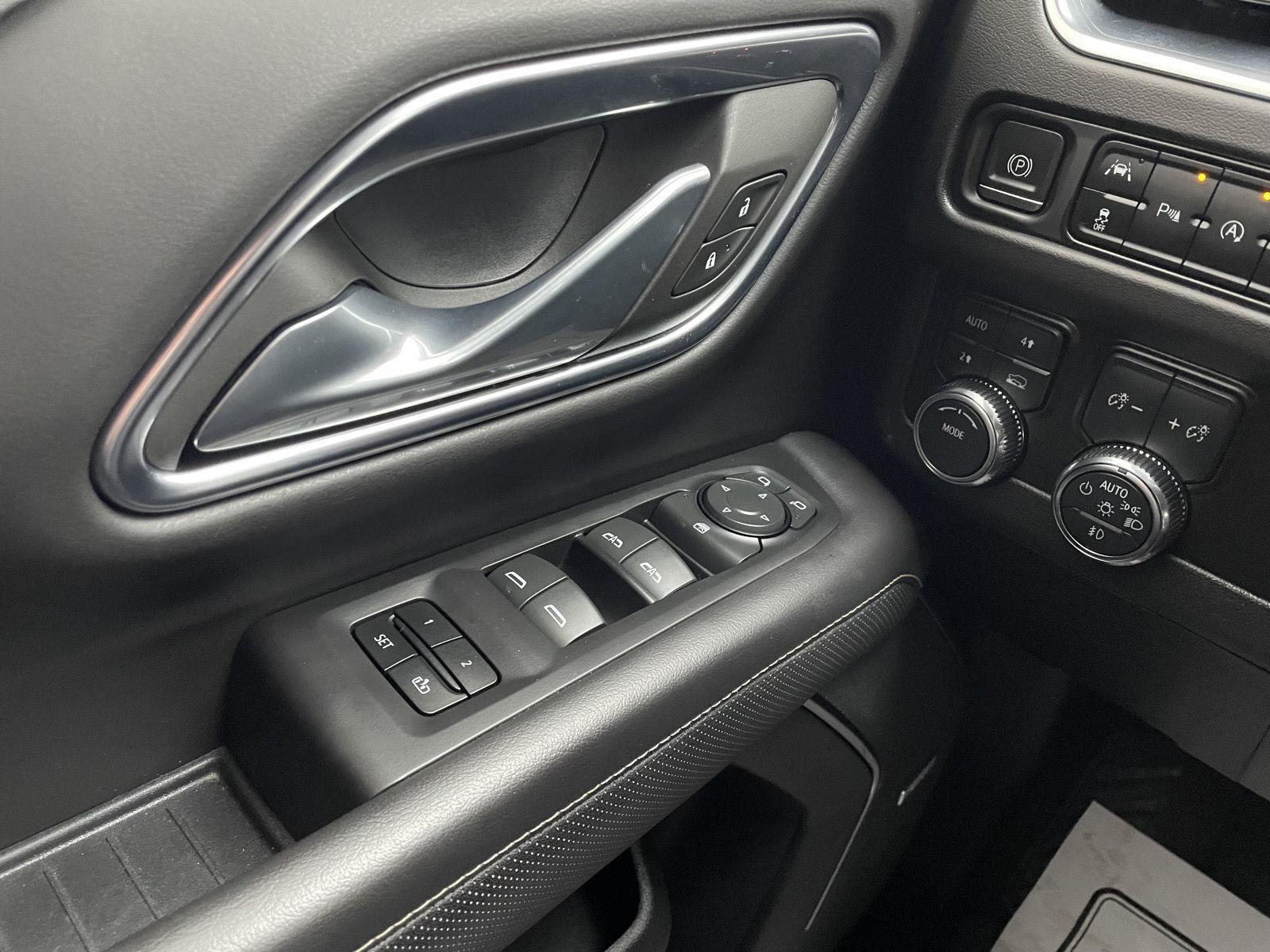 Used 2023 GMC Yukon for sale in Lincoln NE