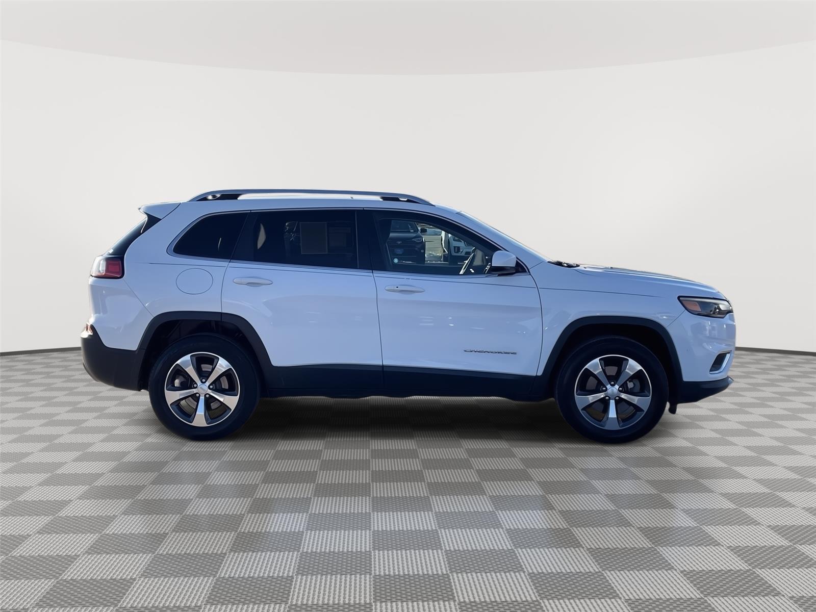 Used 2019 Jeep Cherokee Limited SUV/Crossover for sale in Lincoln NE