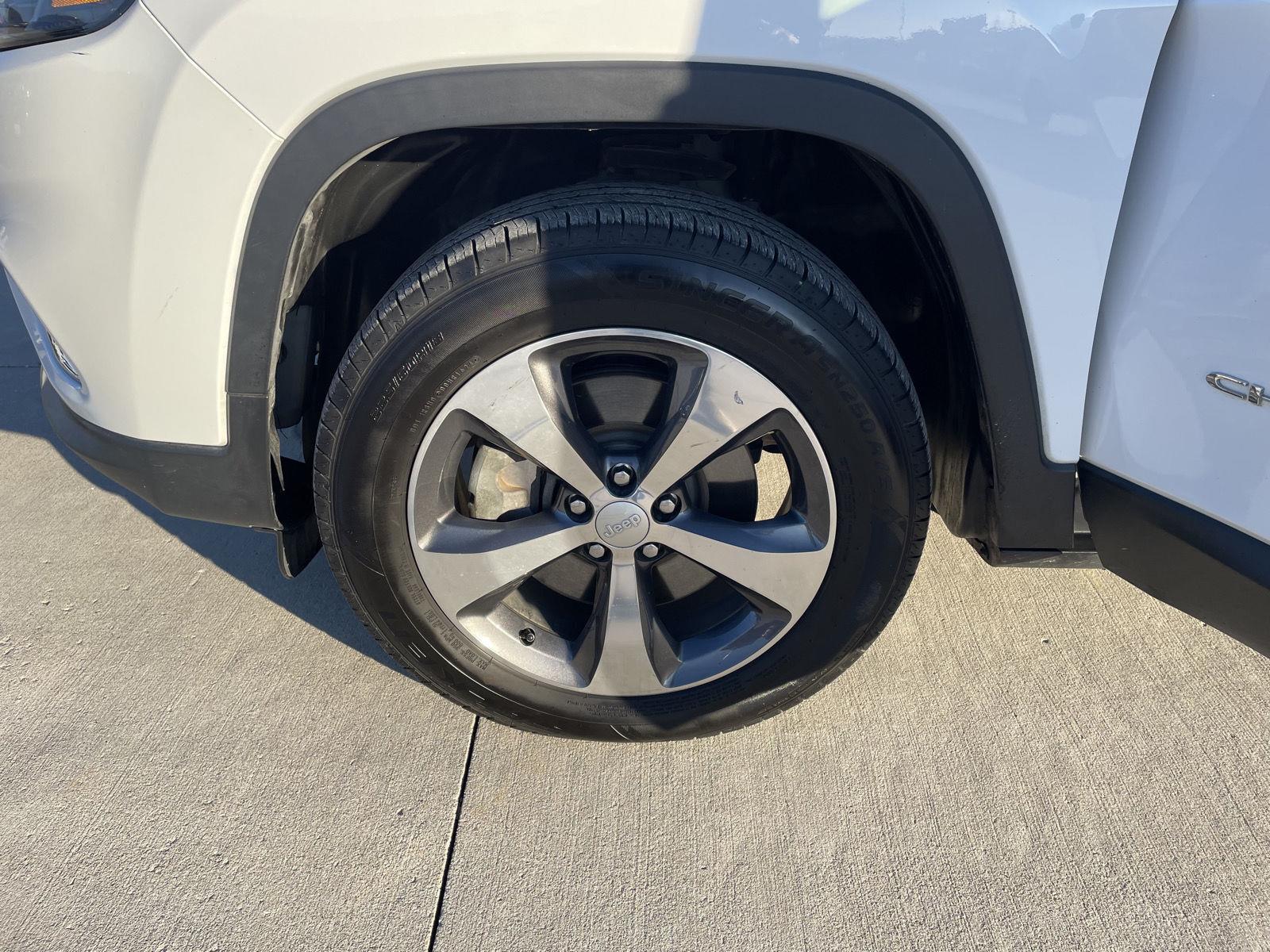 Used 2019 Jeep Cherokee Limited SUV/Crossover for sale in Lincoln NE