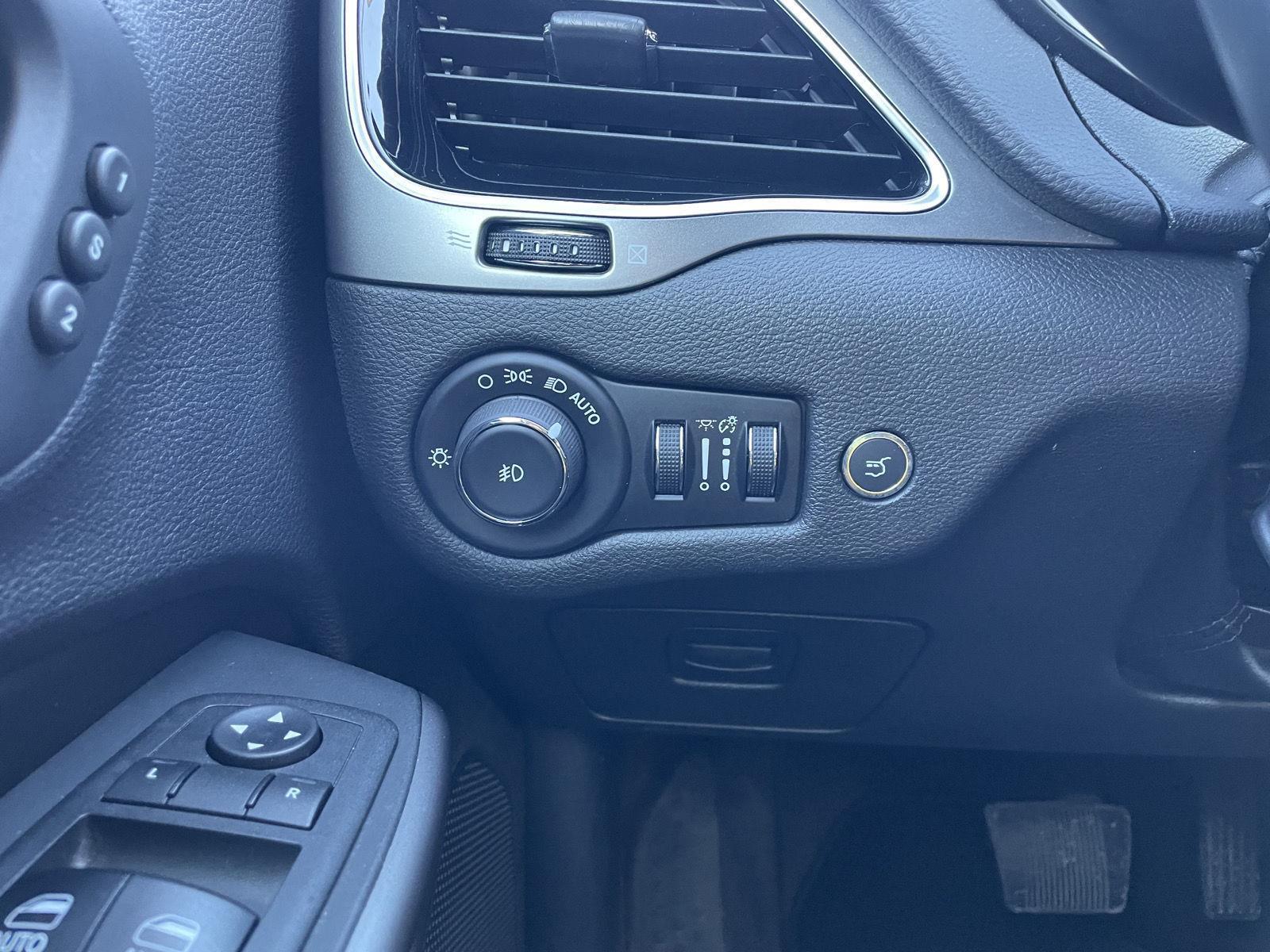 Used 2019 Jeep Cherokee Limited SUV/Crossover for sale in Lincoln NE