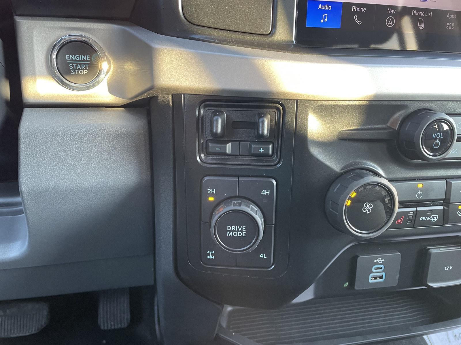 Used 2024 Ford Super Duty F-250 XLT Crew Cab Truck for sale in Lincoln NE